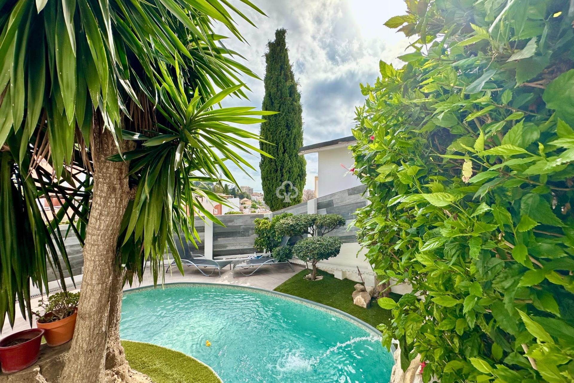 Jälleenmyynti - Casa -
Fuengirola - Los Pacos