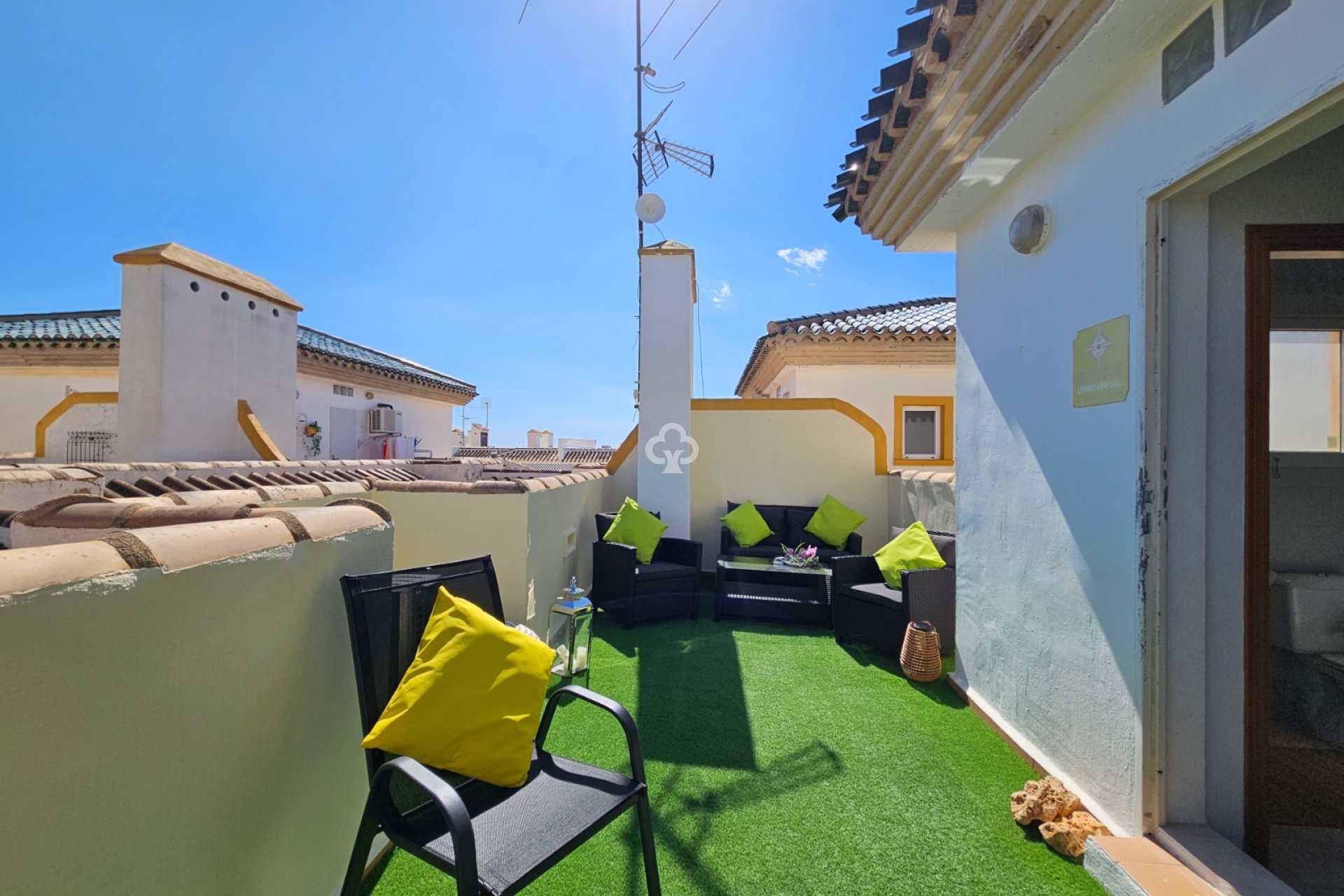 Jälleenmyynti - Casa Tipo Dúplex -
Orihuela Costa - Cabo roig - La Zenia