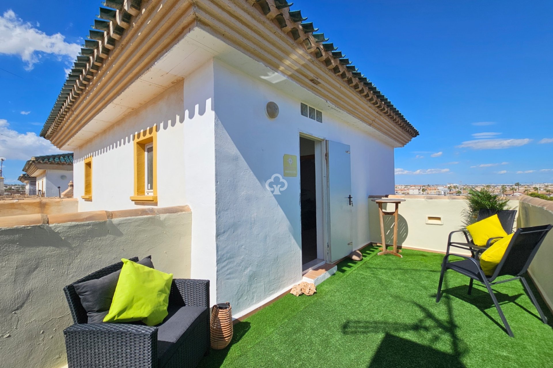 Jälleenmyynti - Casa Tipo Dúplex -
Orihuela Costa - Cabo roig - La Zenia