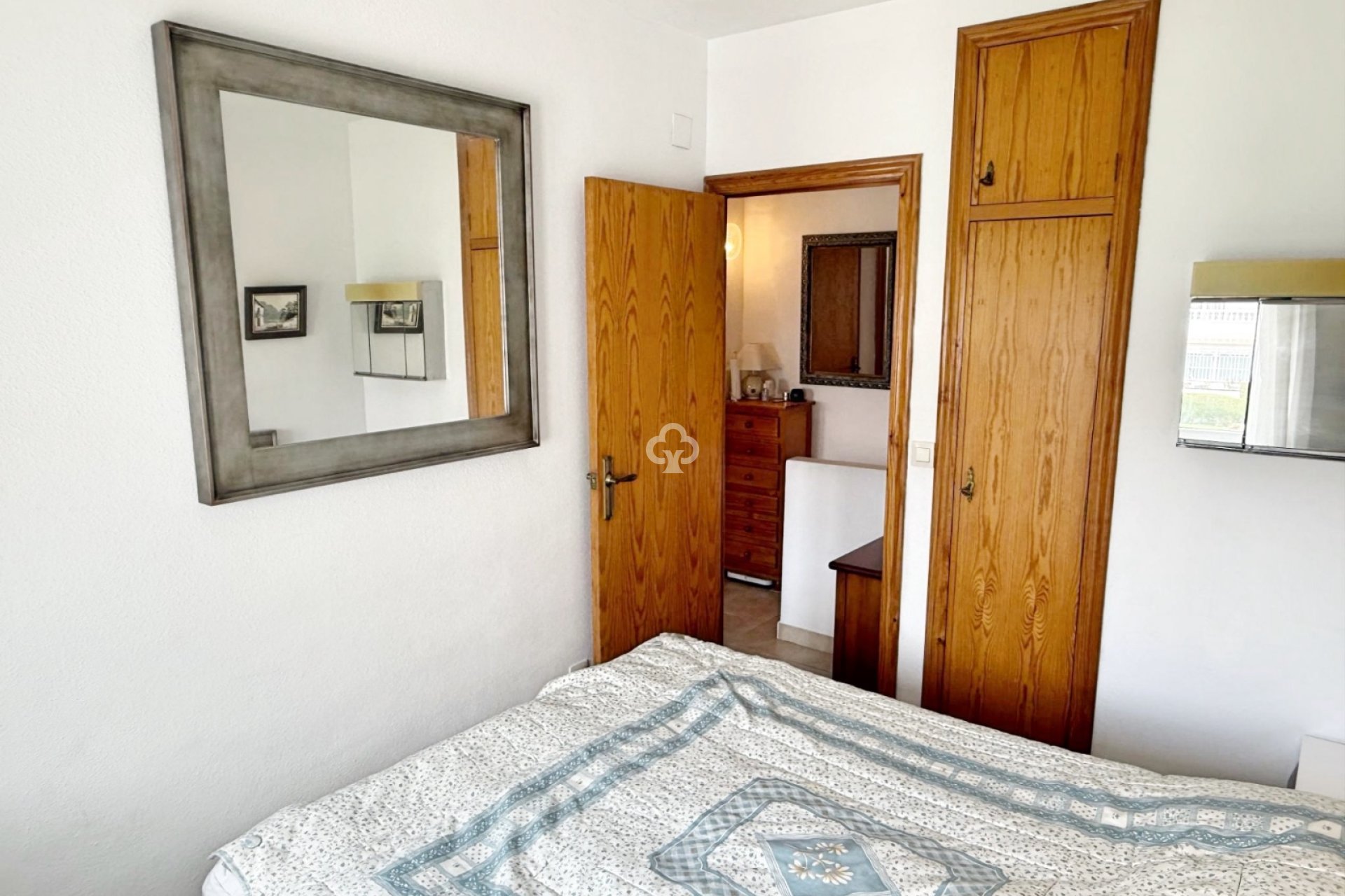 Jälleenmyynti - Casa Tipo Dúplex -
Torrevieja - Los balcones