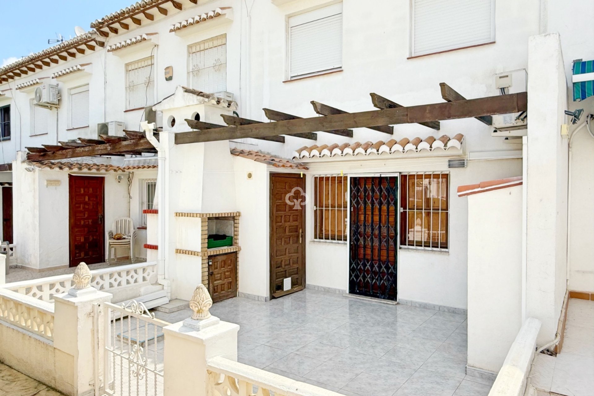 Jälleenmyynti - Casa Tipo Dúplex -
Torrevieja - Los balcones