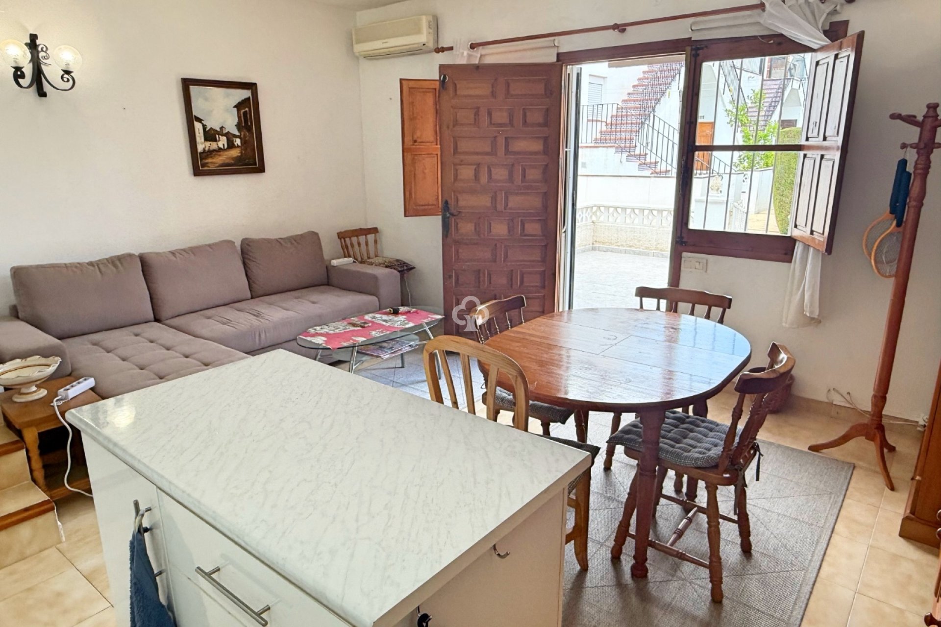 Jälleenmyynti - Casa Tipo Dúplex -
Torrevieja - Los balcones