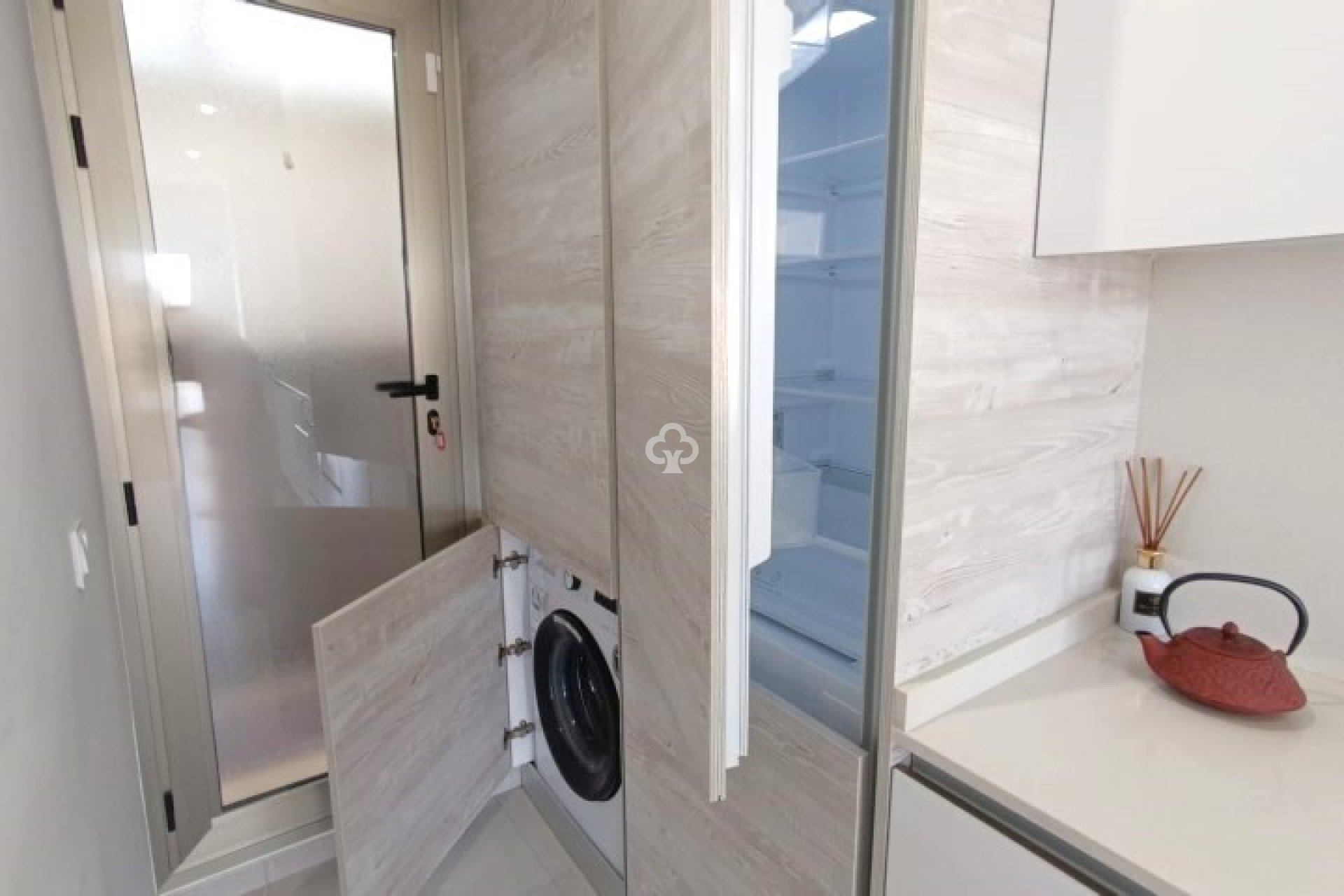 Jälleenmyynti - Chalet independiente -
Orihuela Costa - Villamartín