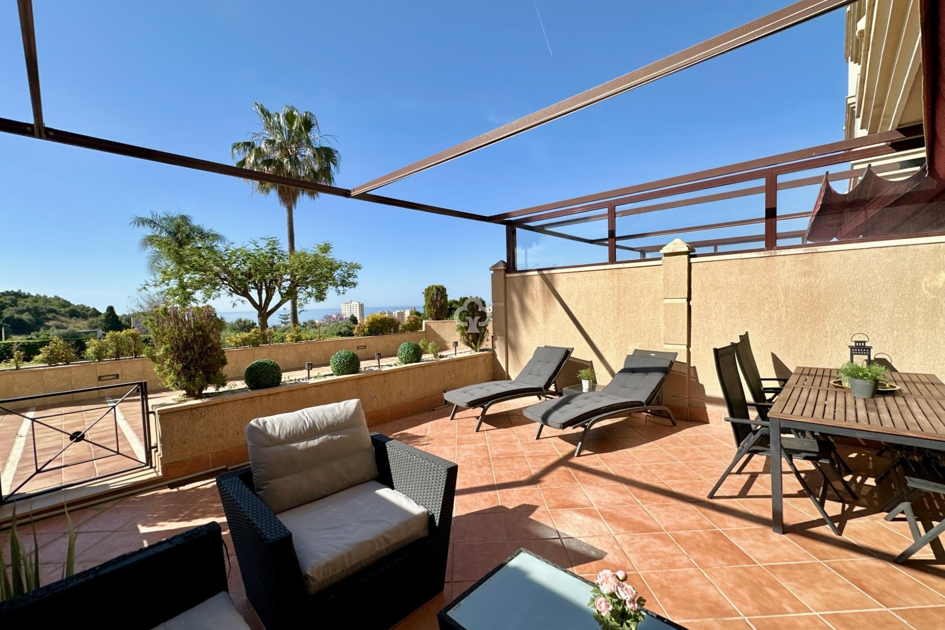 Jälleenmyynti - Huoneisto, alin krs. -
Fuengirola - Los Pacos