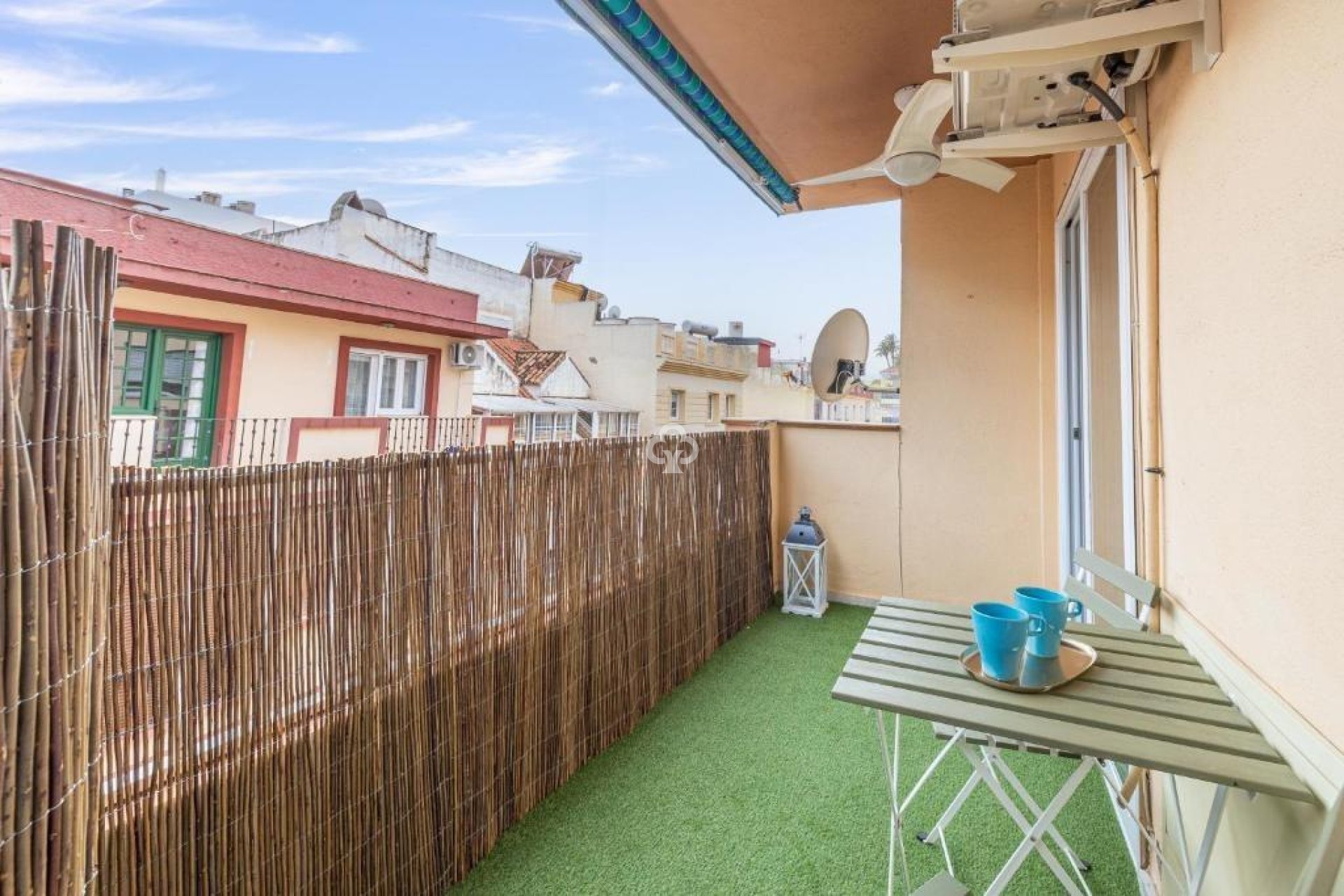 Jälleenmyynti - Huoneisto -
Fuengirola - Centro