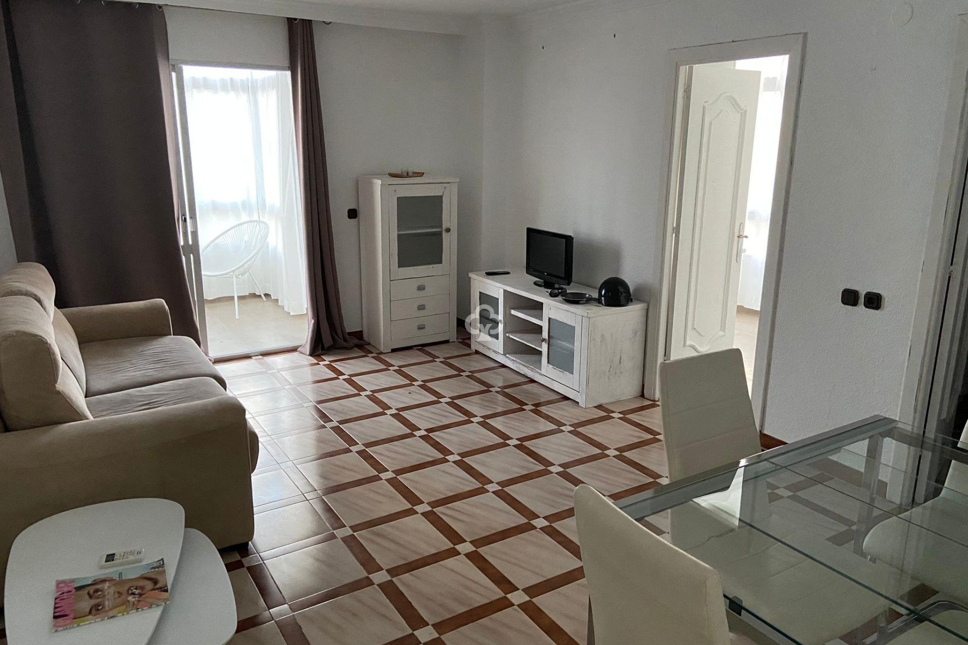 Jälleenmyynti - Huoneisto -
Fuengirola - Centro