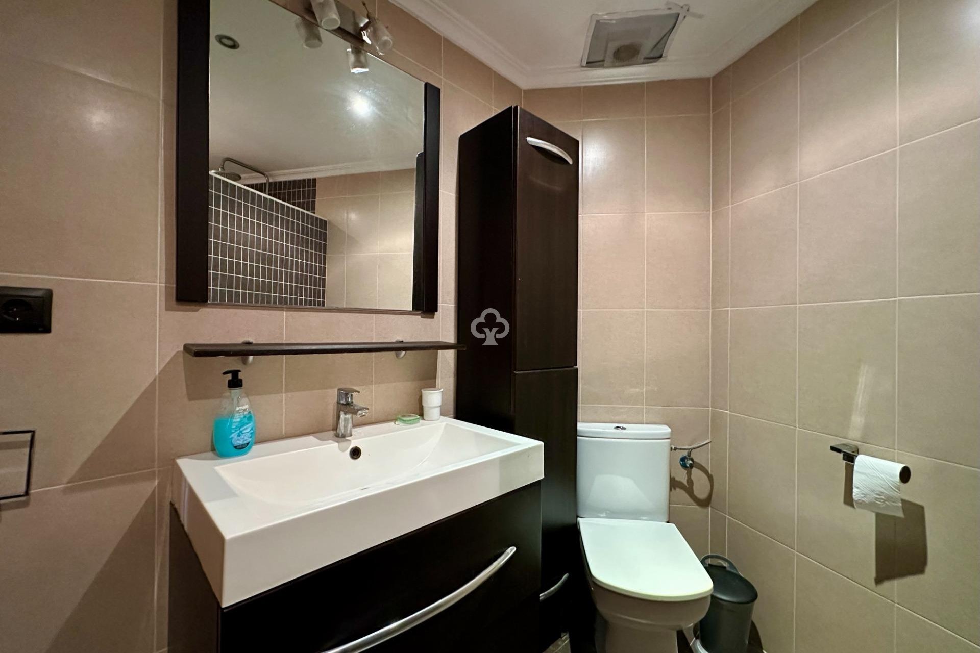 Jälleenmyynti - Huoneisto -
Fuengirola - Centro