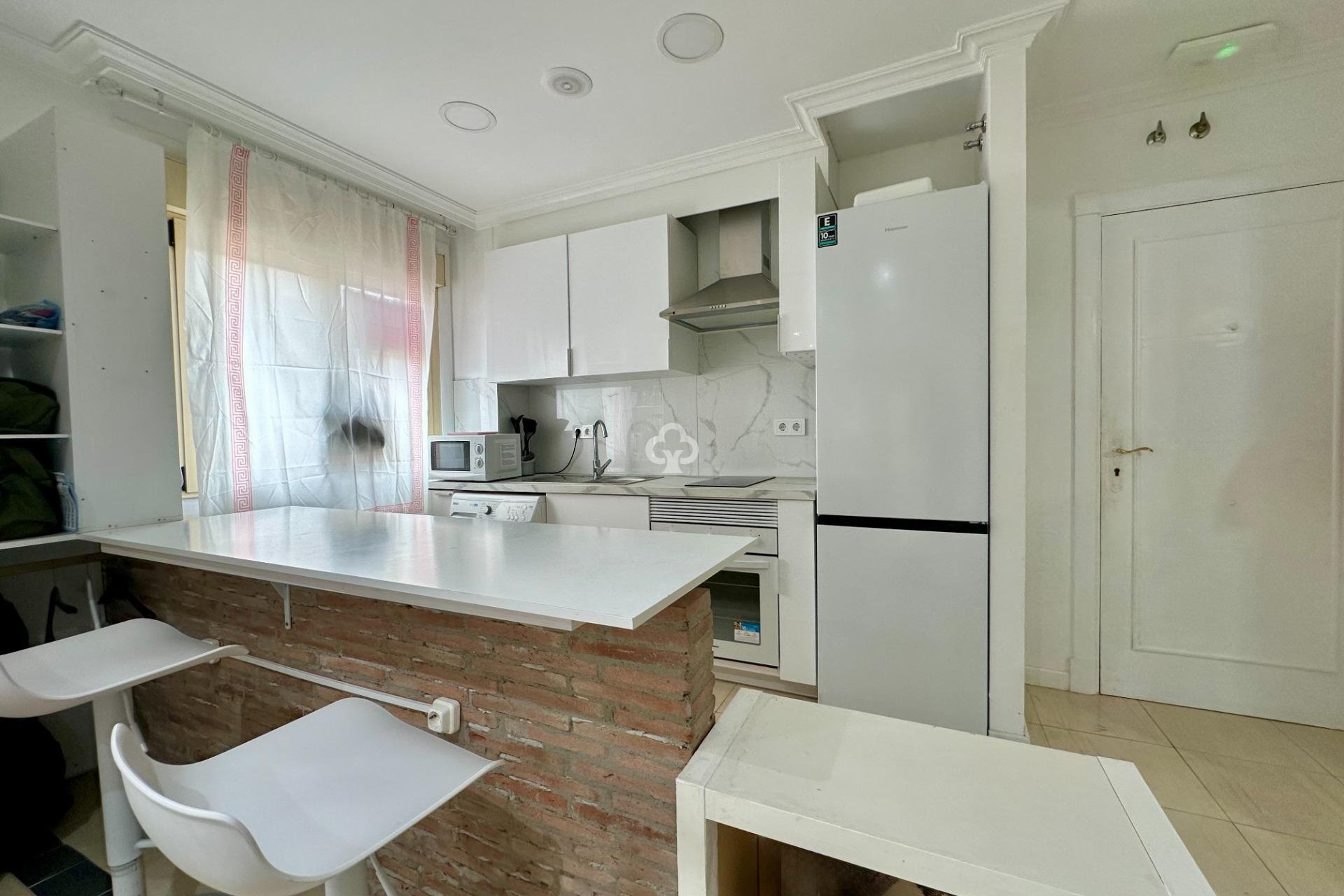 Jälleenmyynti - Huoneisto -
Fuengirola - Los Boliches