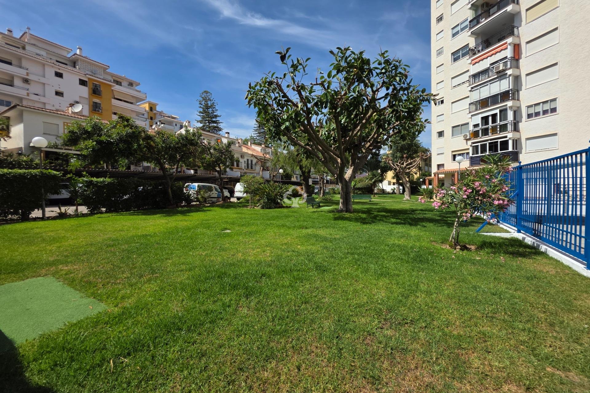 Jälleenmyynti - Huoneisto -
Fuengirola - Los Boliches