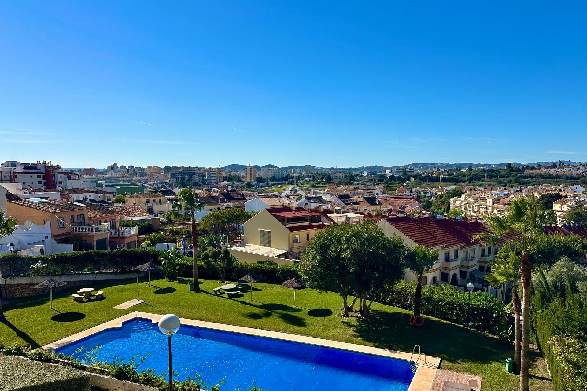 Jälleenmyynti - Huoneisto -
Fuengirola - Los Pacos