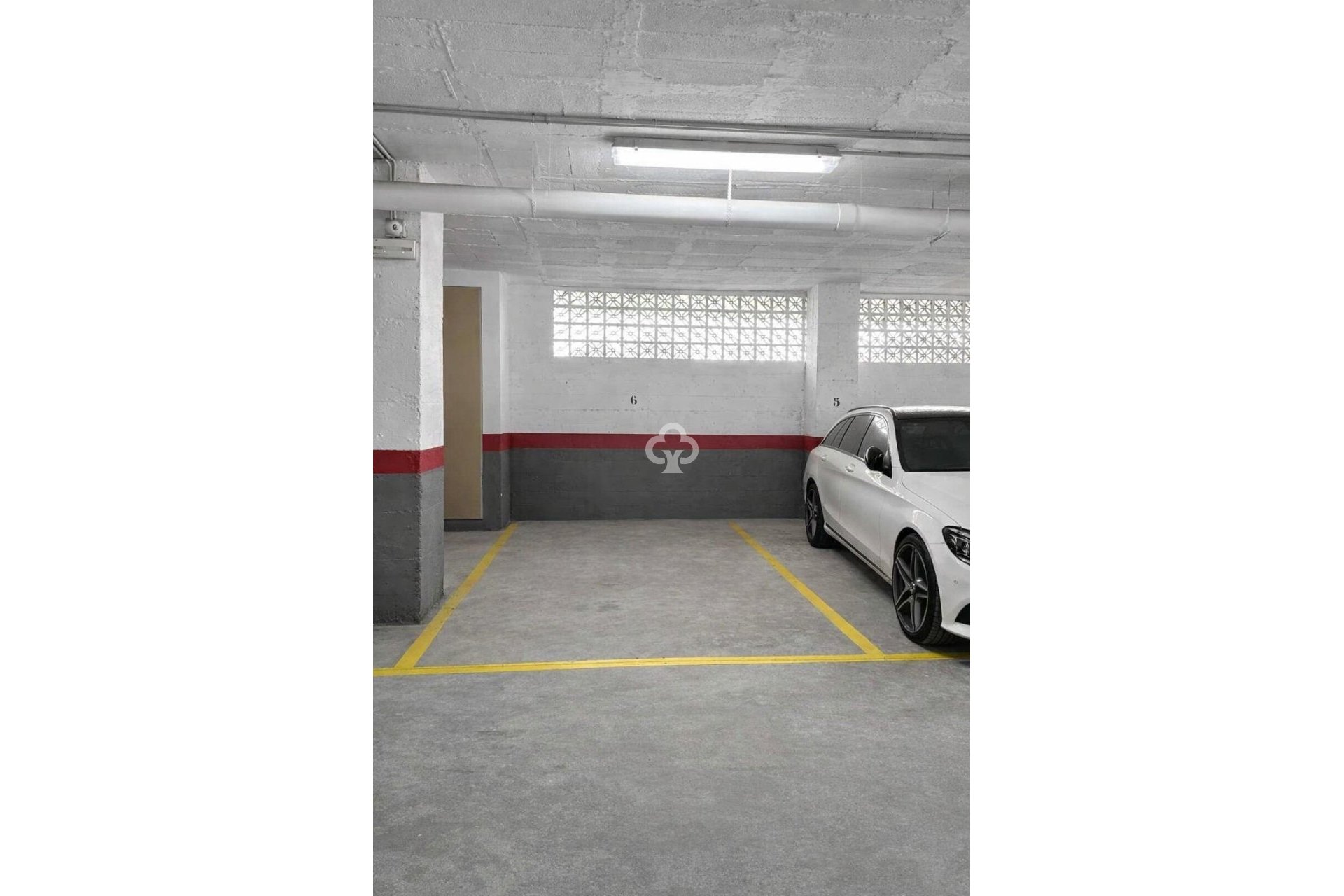 Jälleenmyynti - Huoneisto -
Fuengirola - Los Pacos