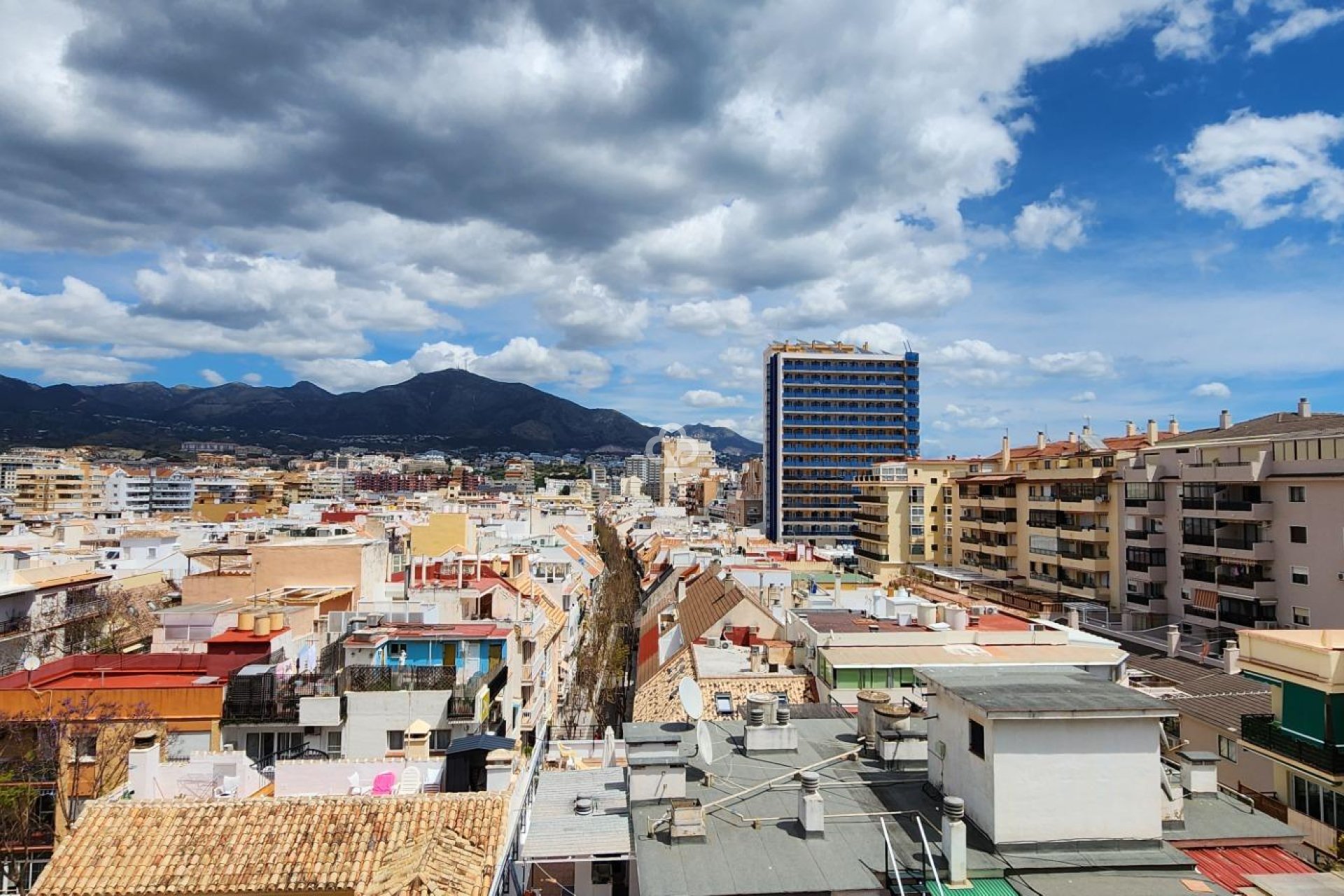 Jälleenmyynti - Huoneisto -
Fuengirola - Playa de los Boliches