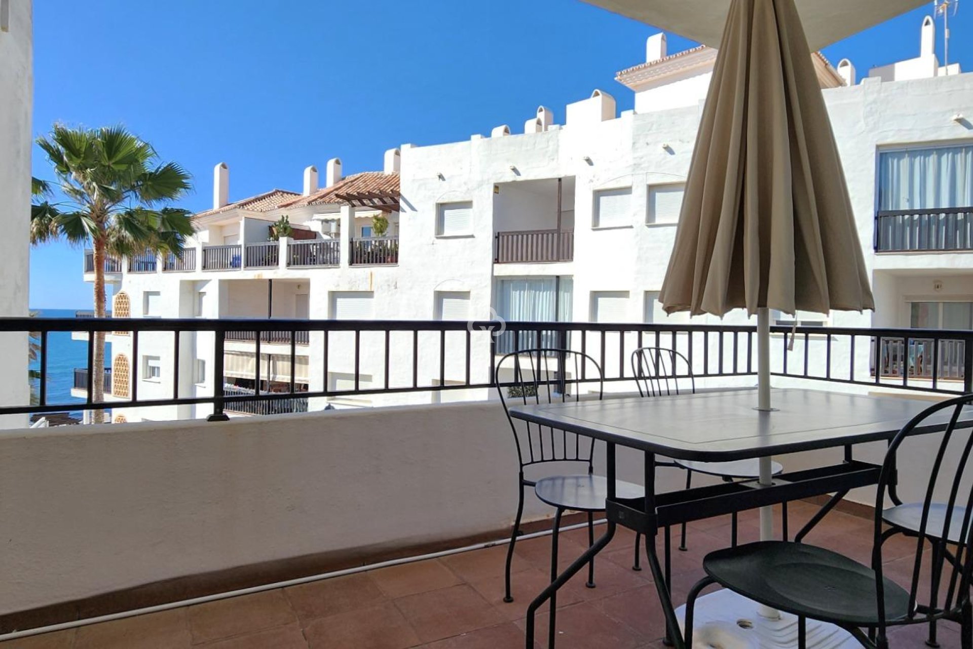 Jälleenmyynti - Huoneisto -
Mijas - Sitio de Calahonda