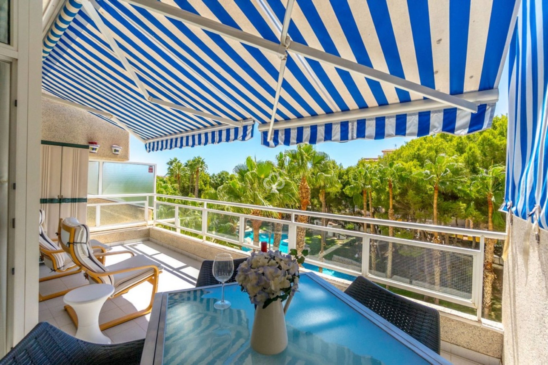 Jälleenmyynti - Huoneisto -
Orihuela Costa - Dehesa de campoamor