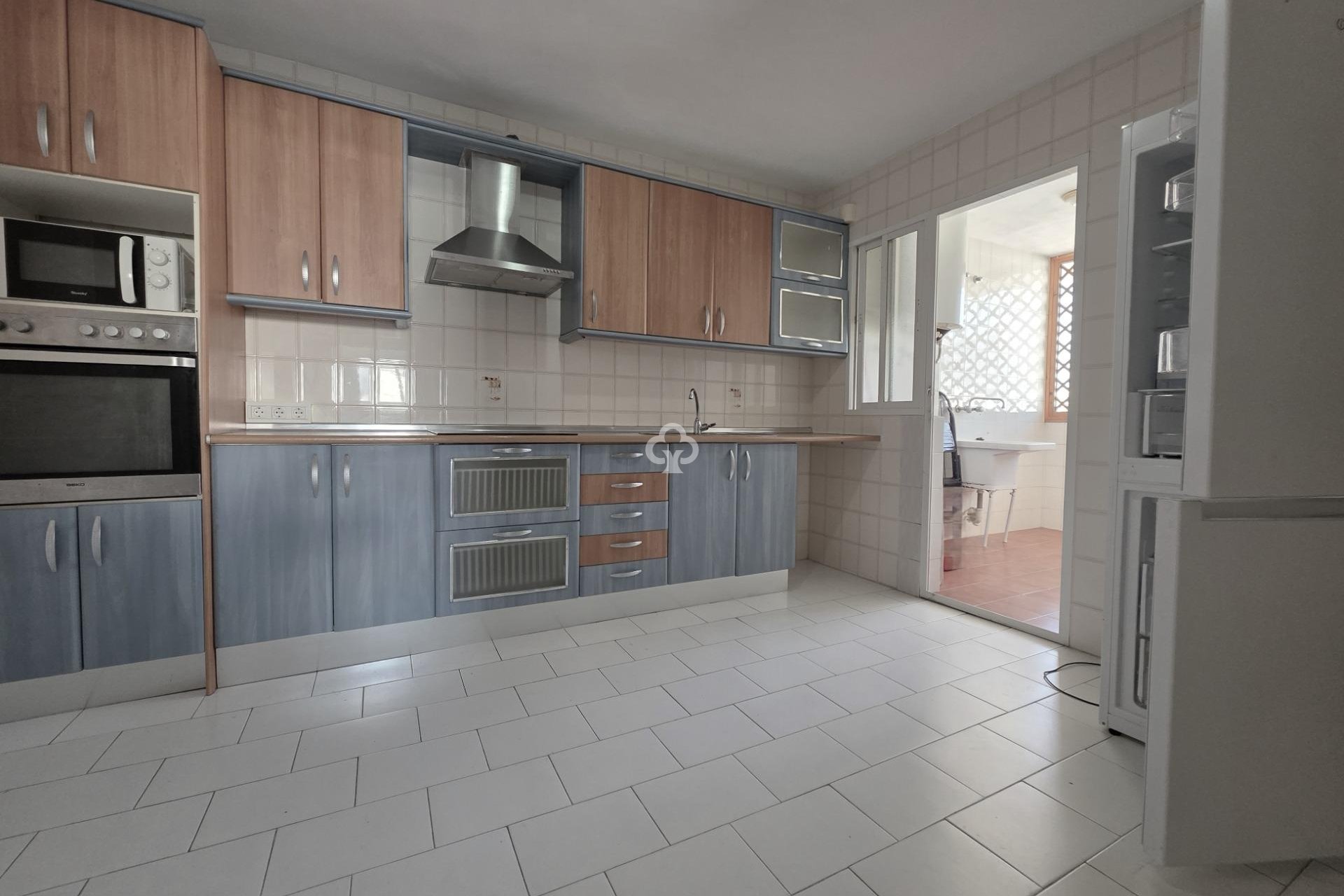 Jälleenmyynti - Kattohuoneisto -
Fuengirola - Recinto Ferial