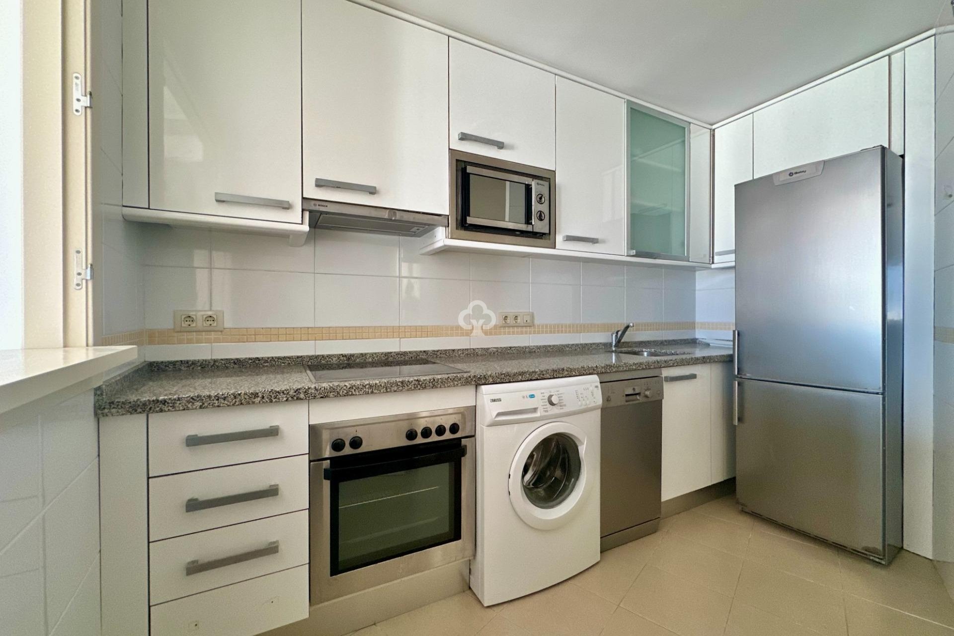 Jälleenmyynti - Kattohuoneisto -
Fuengirola - Zona Sohail