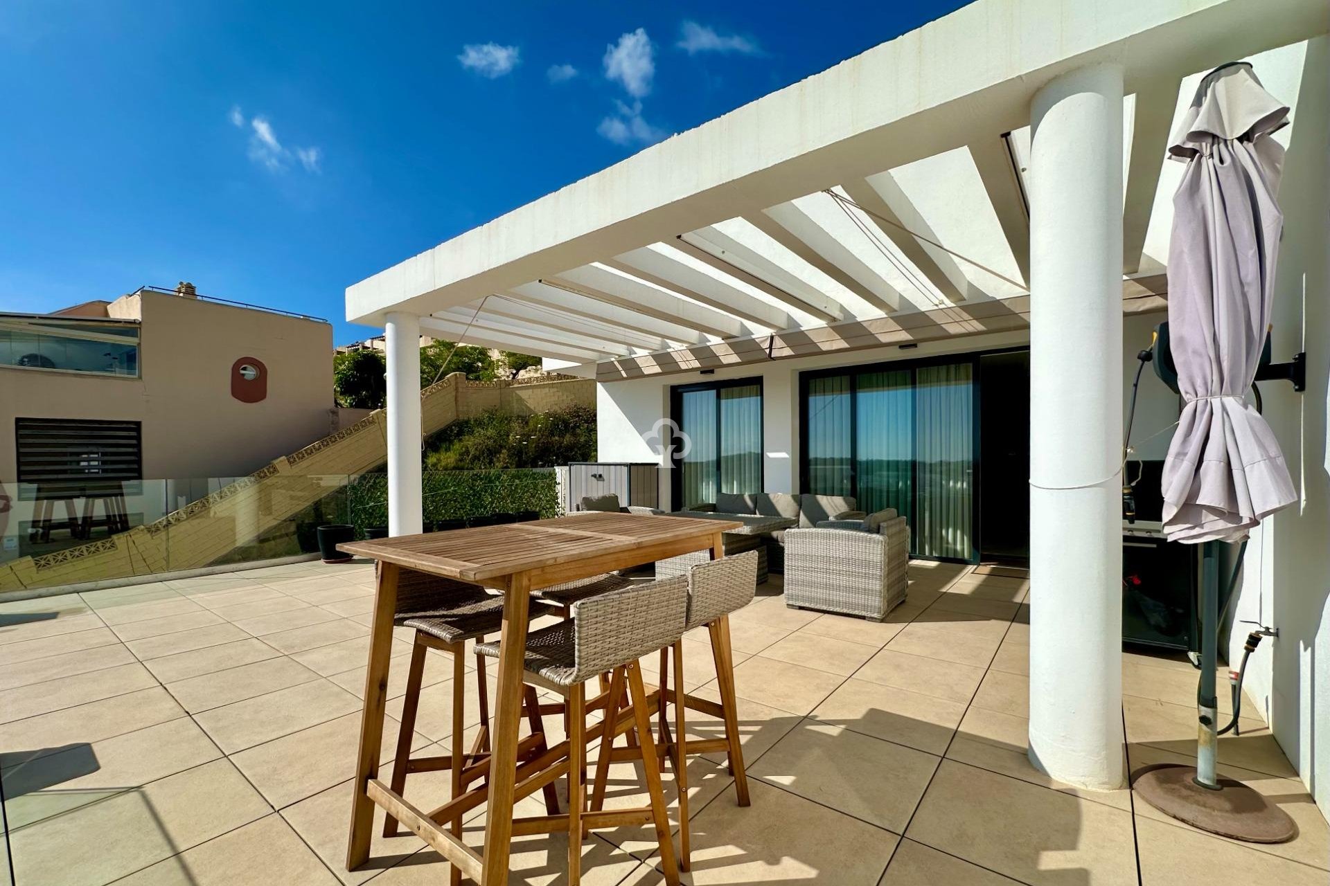 Jälleenmyynti - Kattohuoneisto -
Mijas - La Cala de Mijas