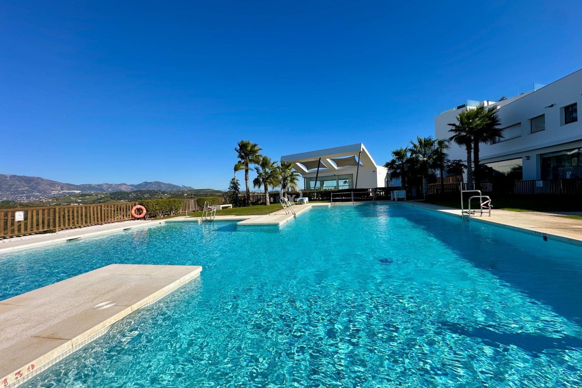 Jälleenmyynti - Kattohuoneisto -
Mijas - La Cala de Mijas