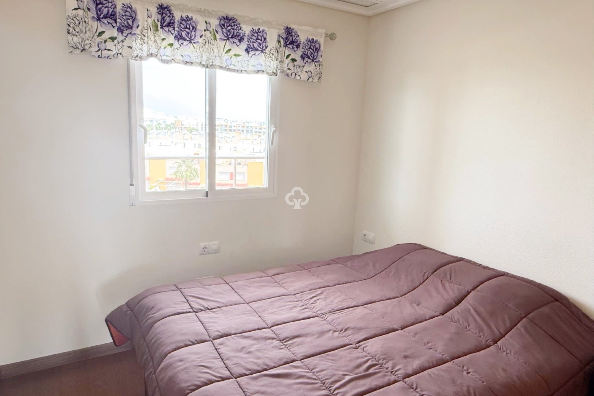 Jälleenmyynti - Kattohuoneisto -
Orihuela Costa - Los Altos