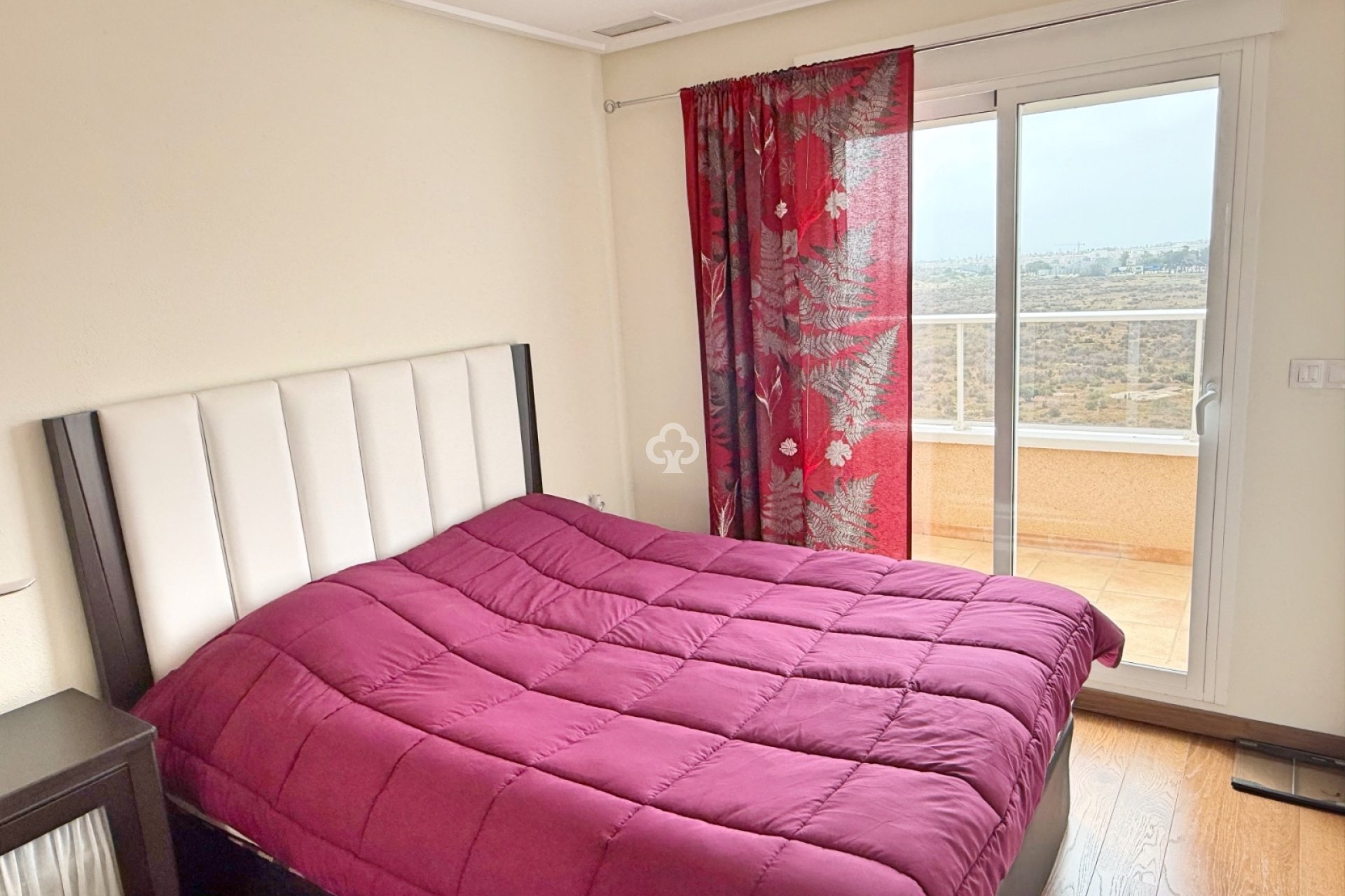 Jälleenmyynti - Kattohuoneisto -
Orihuela Costa - Los Altos