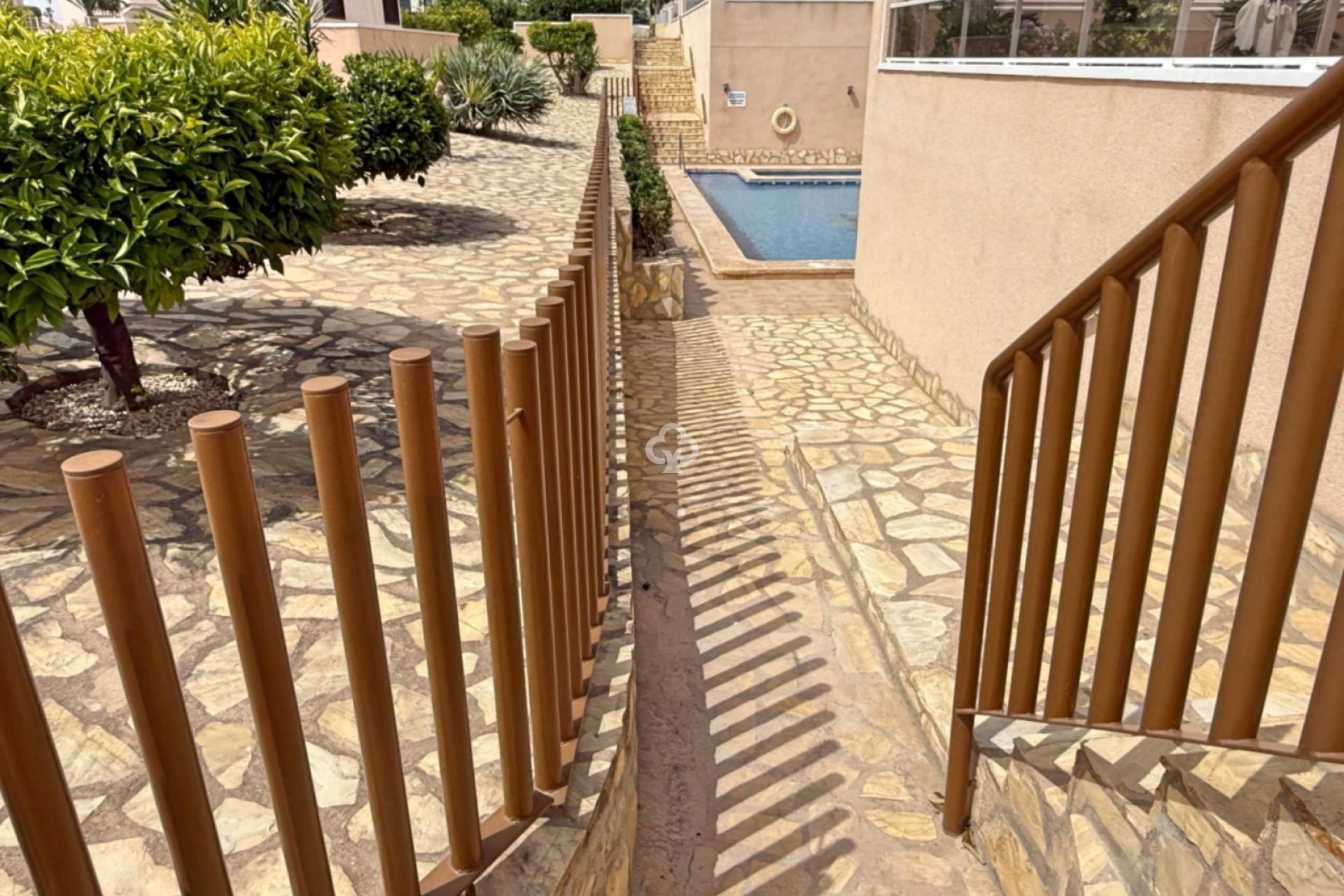 Jälleenmyynti - Kattohuoneisto -
Orihuela Costa - Los Altos