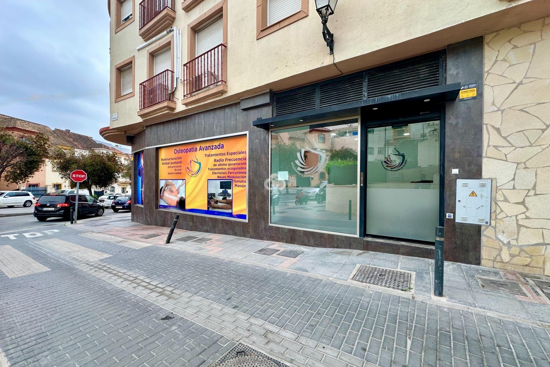 Jälleenmyynti - Local comercial -
Mijas - Las Cañadas