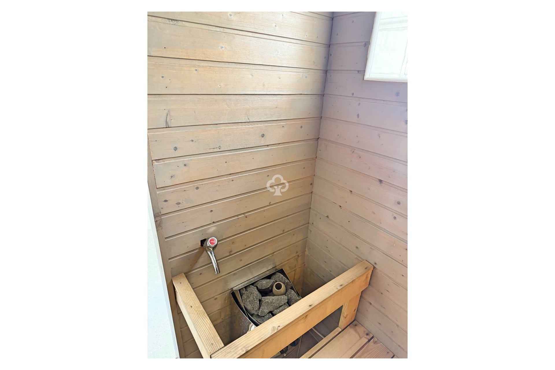 Jälleenmyynti - Lomamökki -
Guardamar del Segura - Urbanizaciones