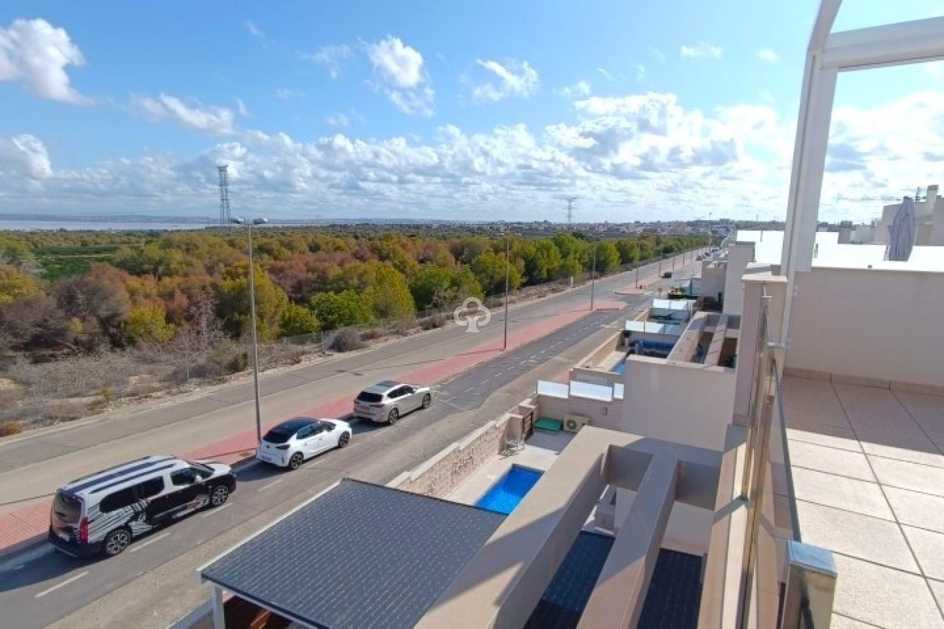 Jälleenmyynti - Omakotitalo -
Orihuela Costa - Villamartín