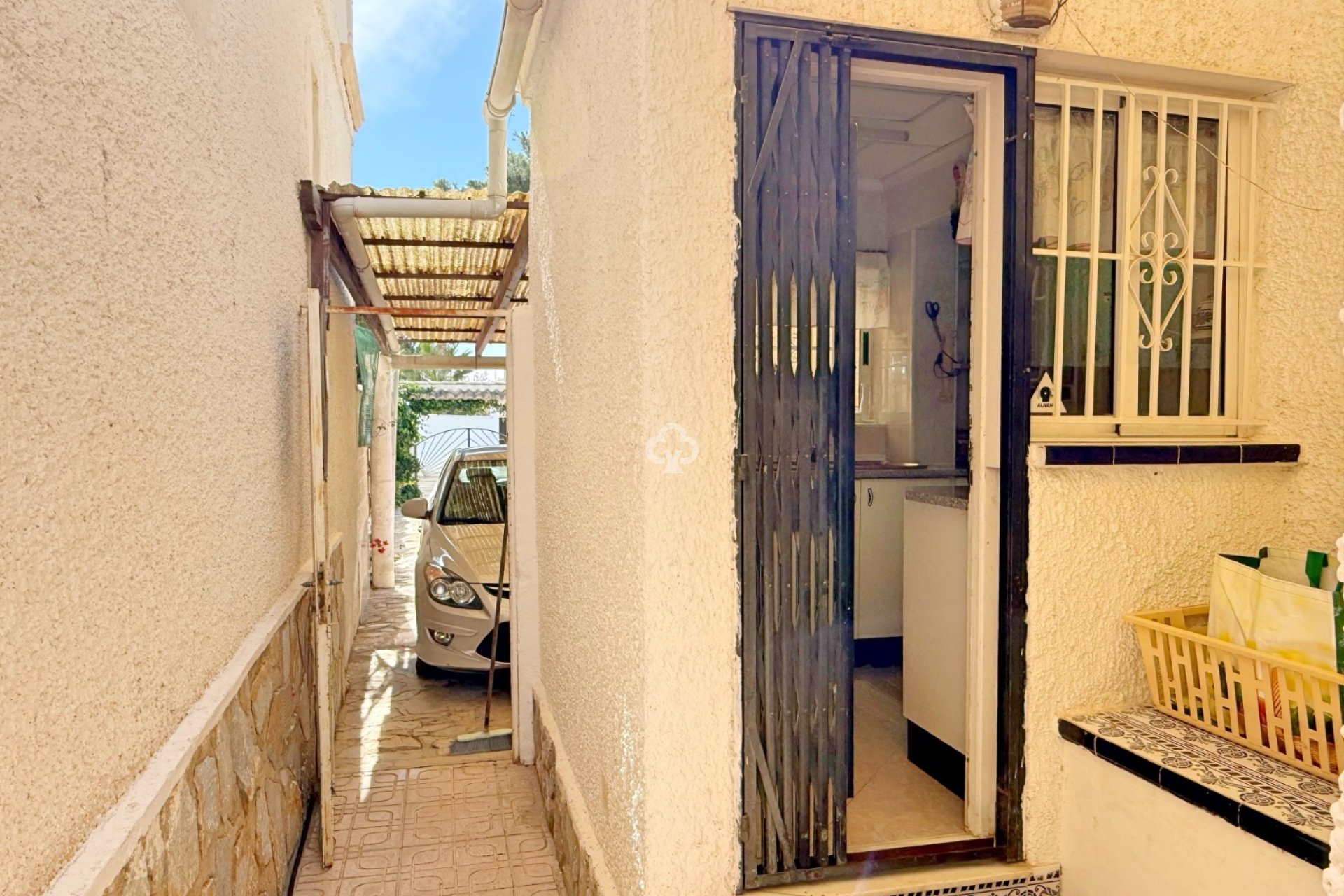 Jälleenmyynti - Omakotitalo -
Torrevieja - 03184