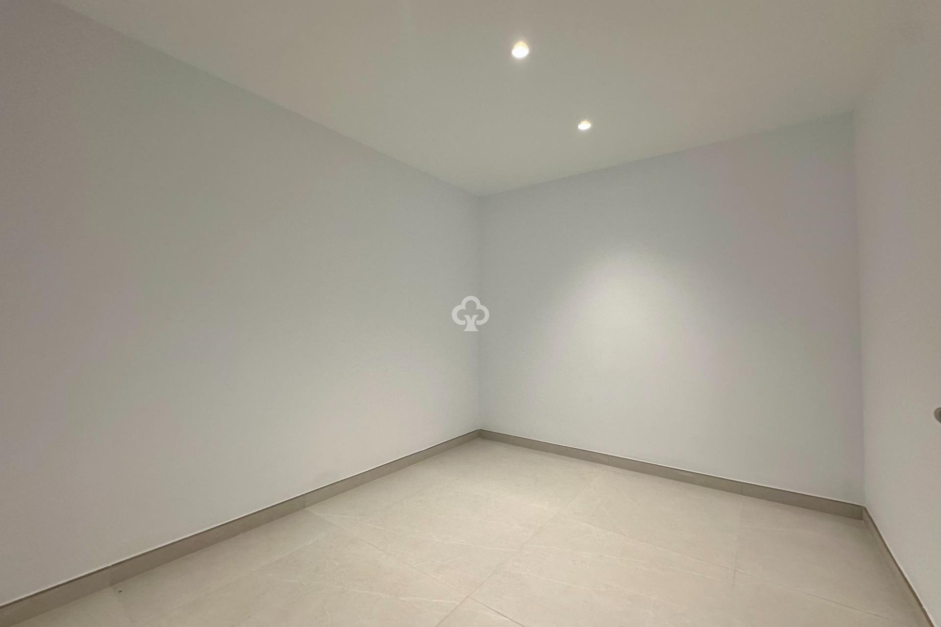 Jälleenmyynti - Paritalo -
Fuengirola - Los Pacos