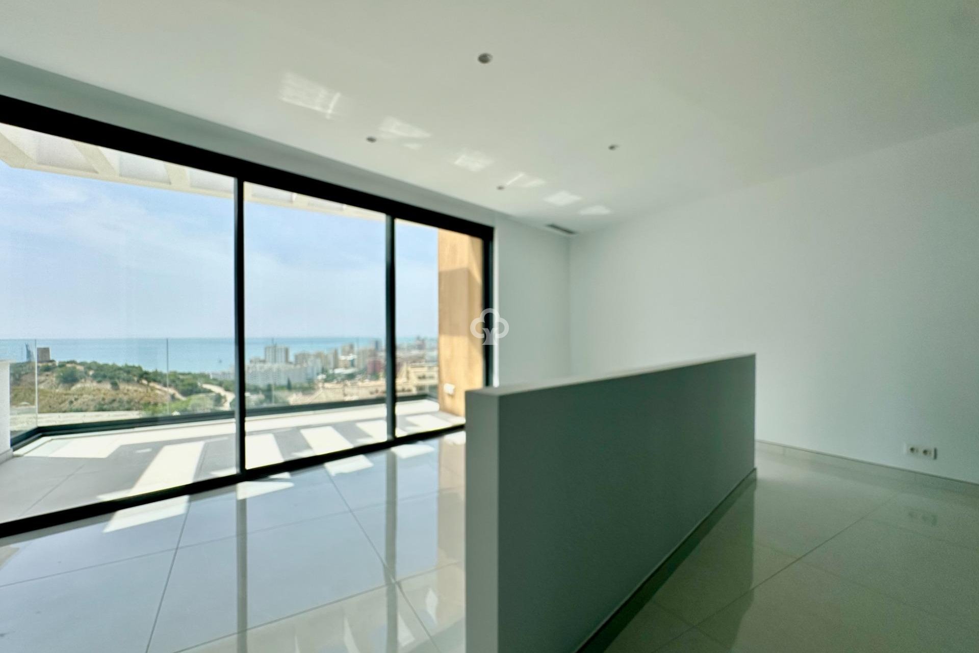 Jälleenmyynti - Paritalo -
Fuengirola - Los Pacos