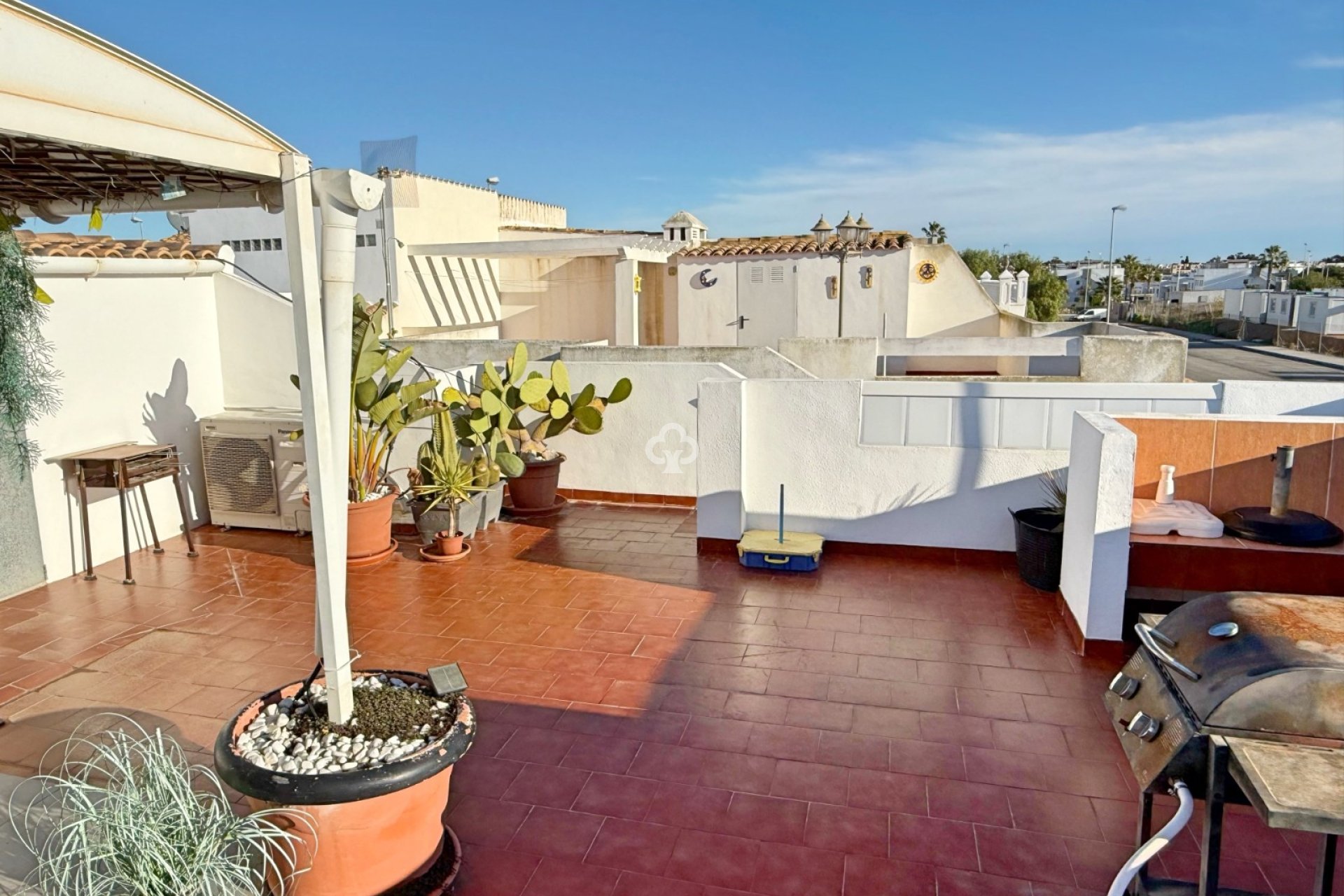 Jälleenmyynti - Rivitalo -
Orihuela Costa - Punta Prima