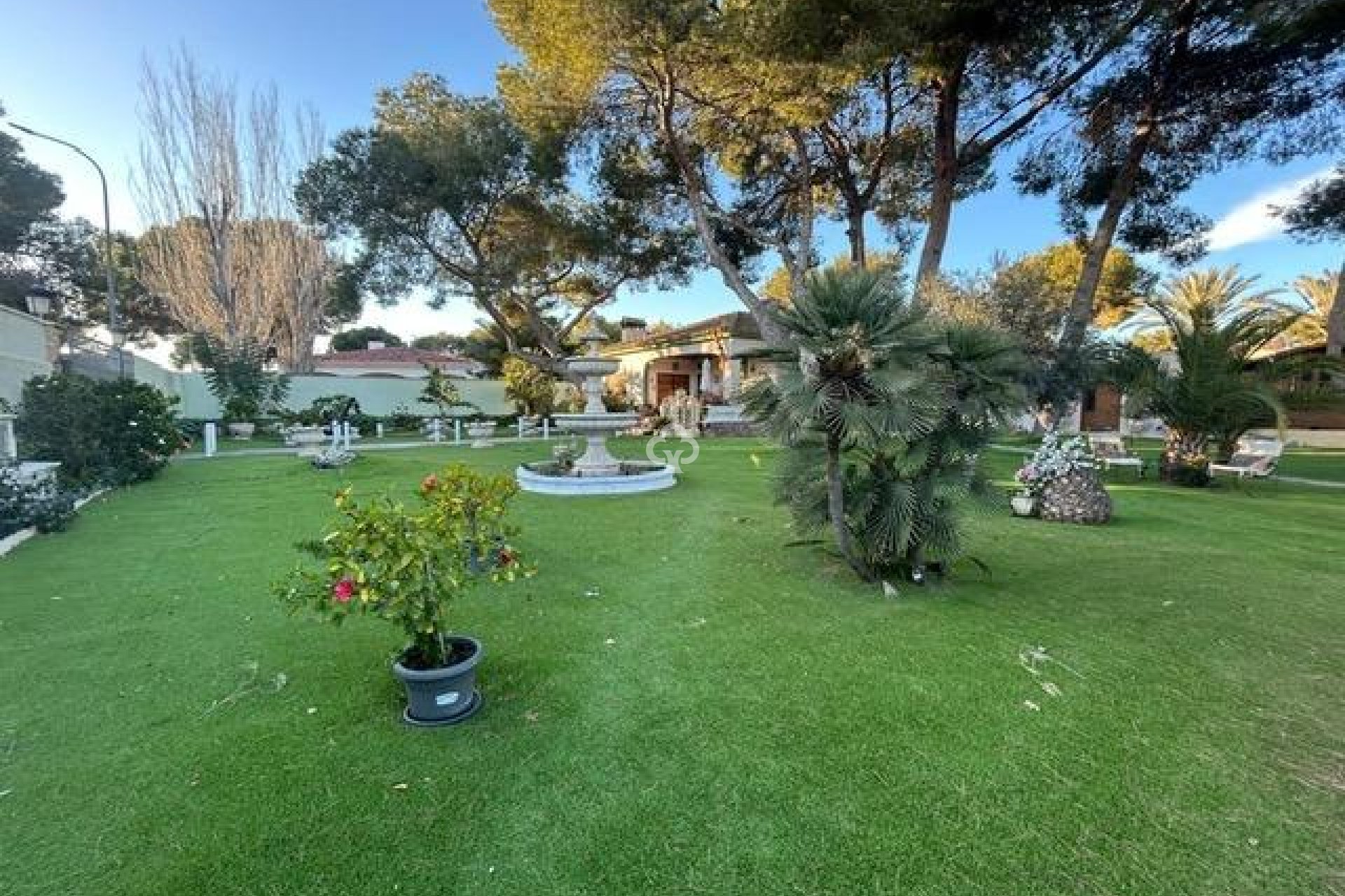 Jälleenmyynti - Villa -
Dehesa de campoamor - Campoamor