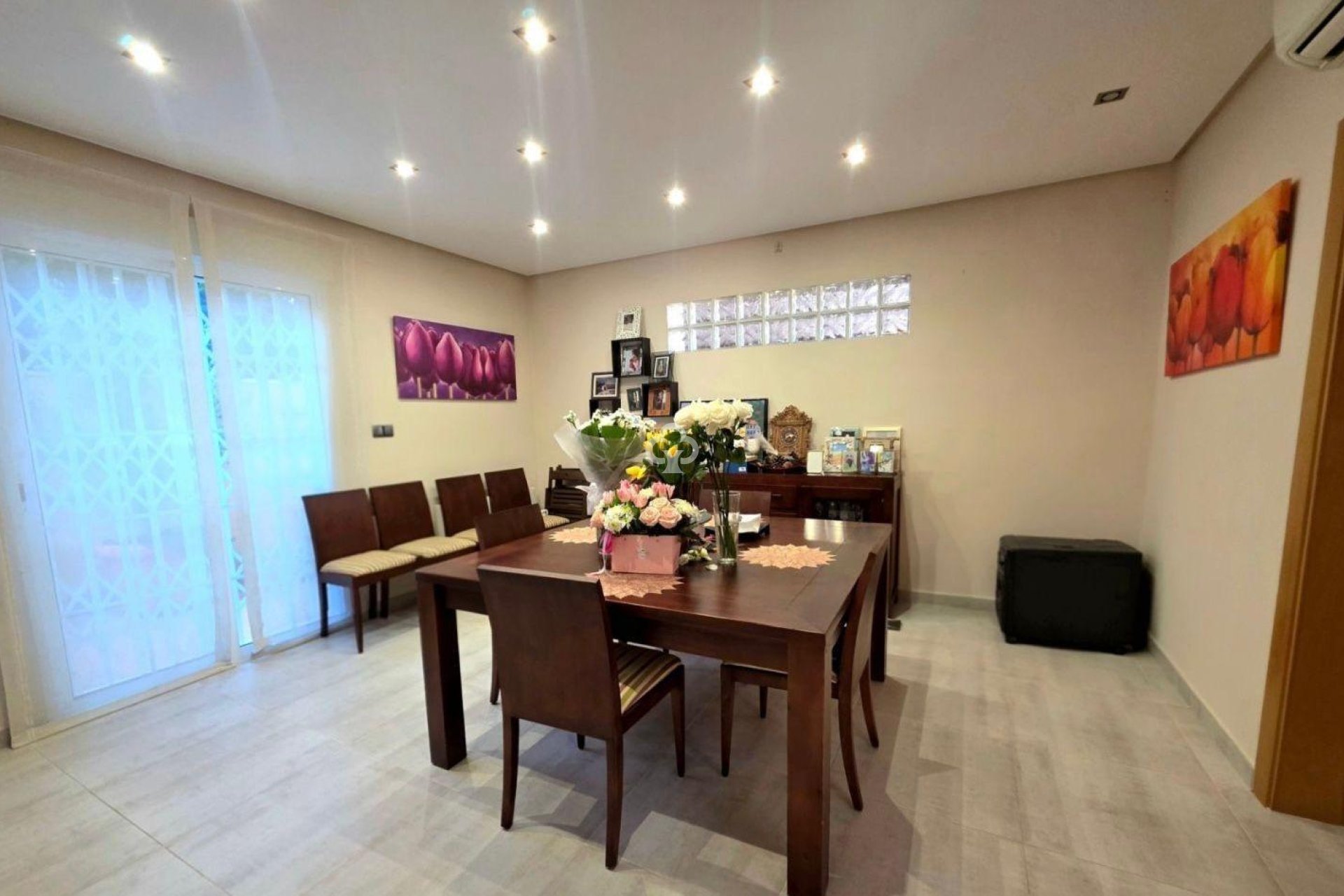 Jälleenmyynti - Villa -
Dehesa de campoamor - Campoamor