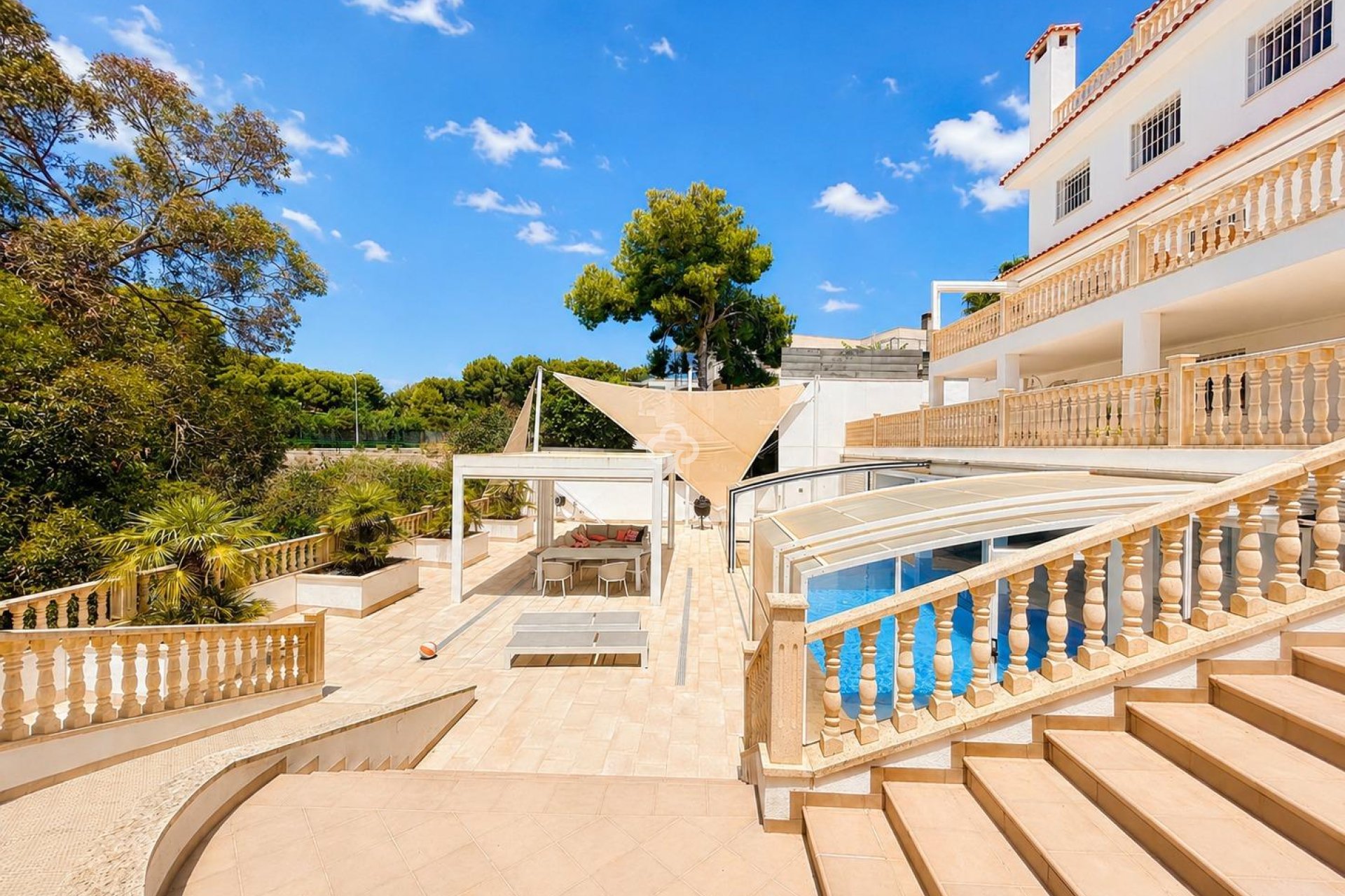 Jälleenmyynti - Villa -
Dehesa de campoamor - Campoamor