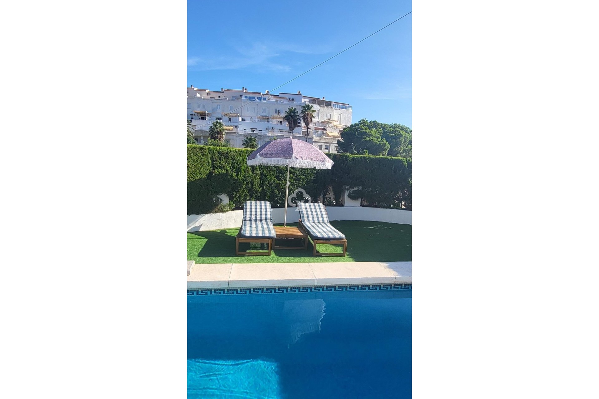 Jälleenmyynti - Villa -
Fuengirola - Torreblanca del Sol