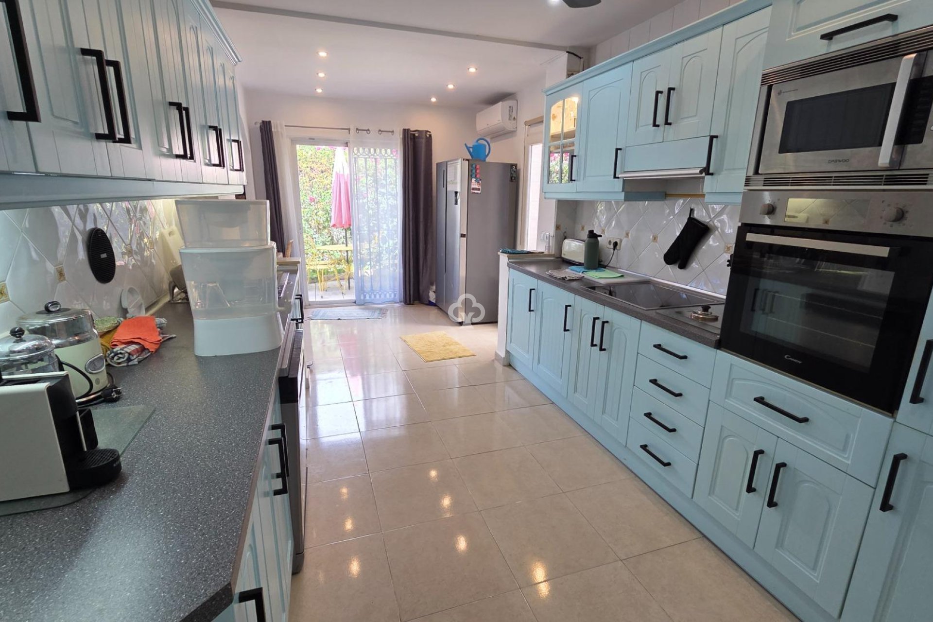 Jälleenmyynti - Villa -
Fuengirola - Torreblanca del Sol