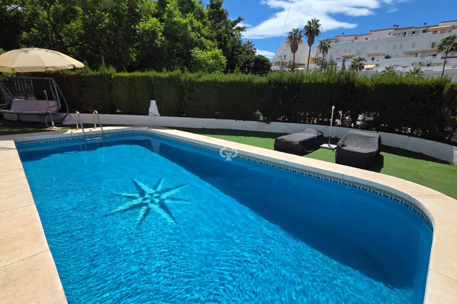 Jälleenmyynti - Villa -
Fuengirola - Torreblanca del Sol