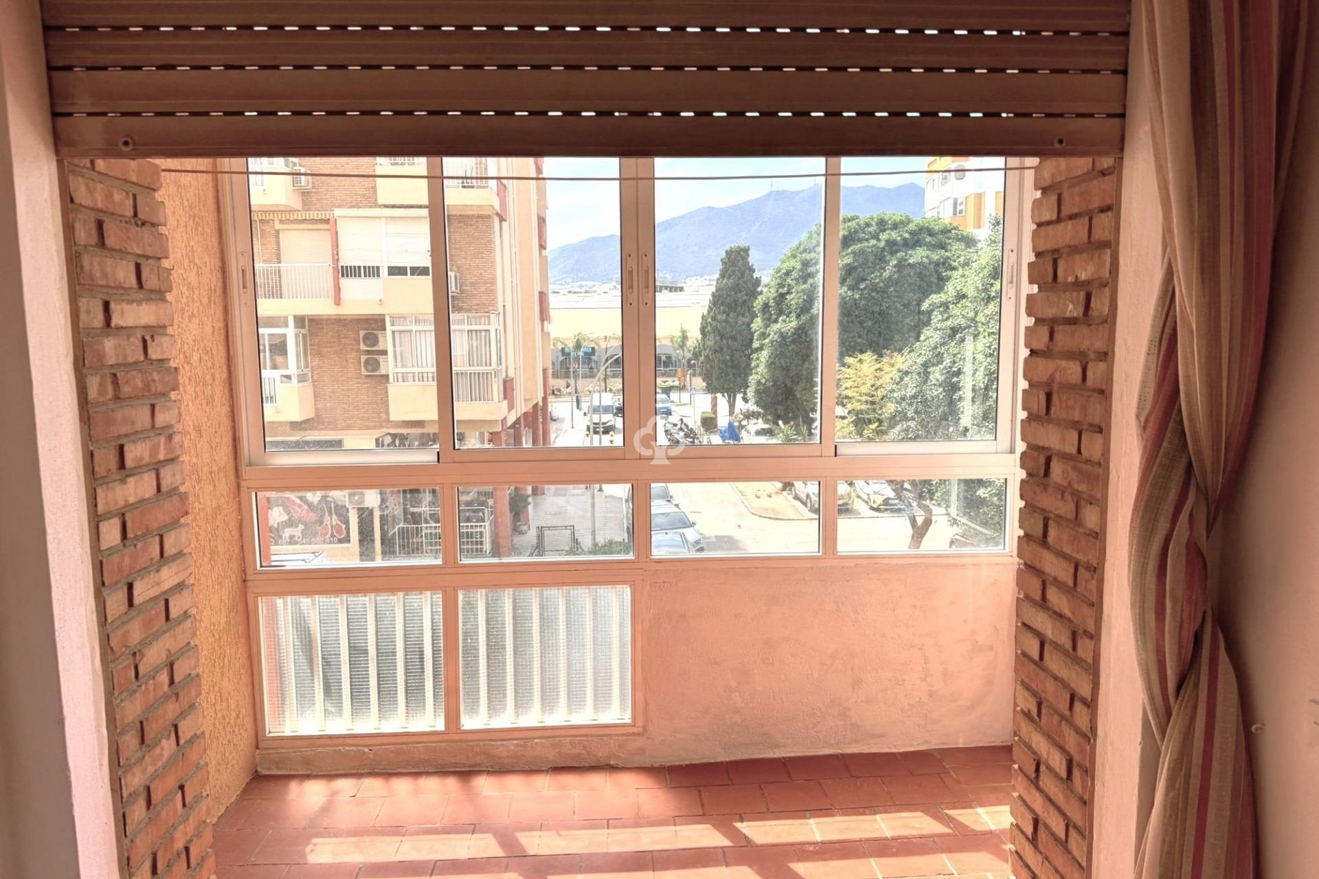 Jälleenmyynti - Yksiö -
Benalmádena - Arroyo de la miel