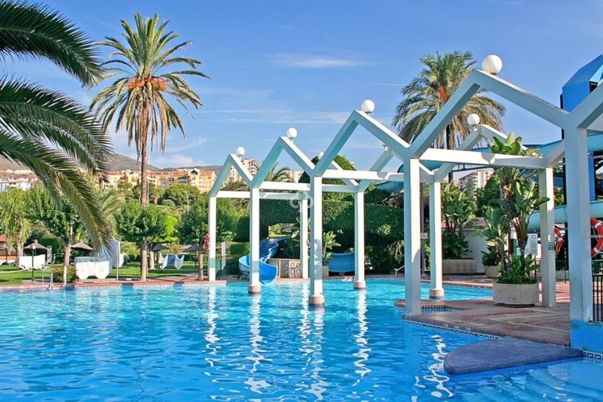 Jälleenmyynti - Yksiö -
Benalmádena - Parque de la Paloma