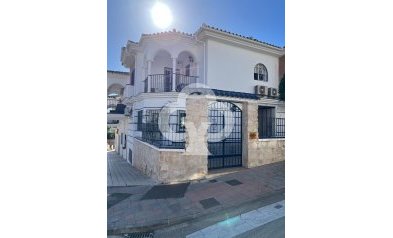 Lomamökki - Jälleenmyynti - Fuengirola -
                Centro