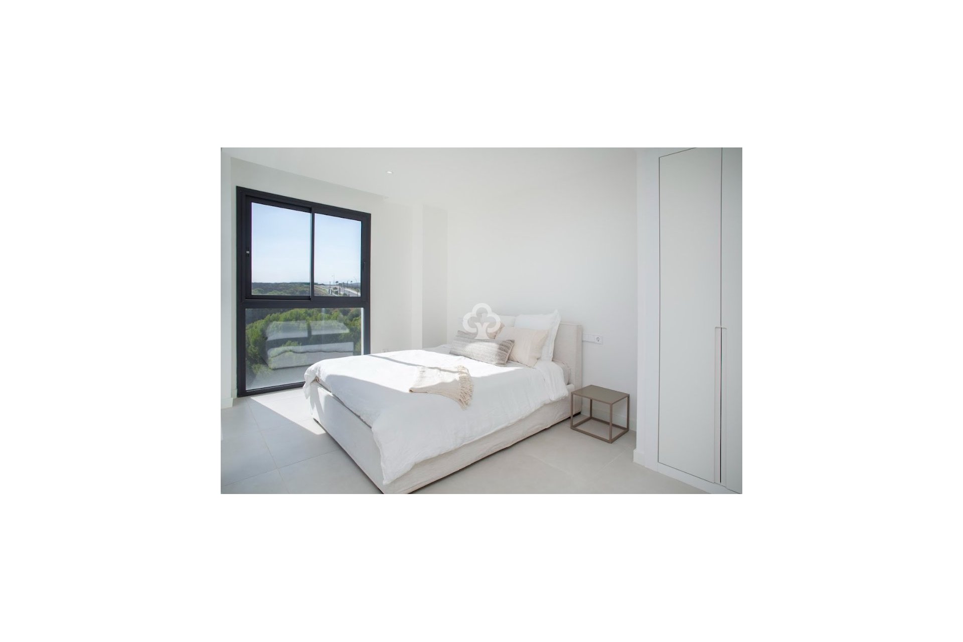 Neue Gebäude - Apartamentos -
Benalmádena - 29639, Calle Begoña s/n