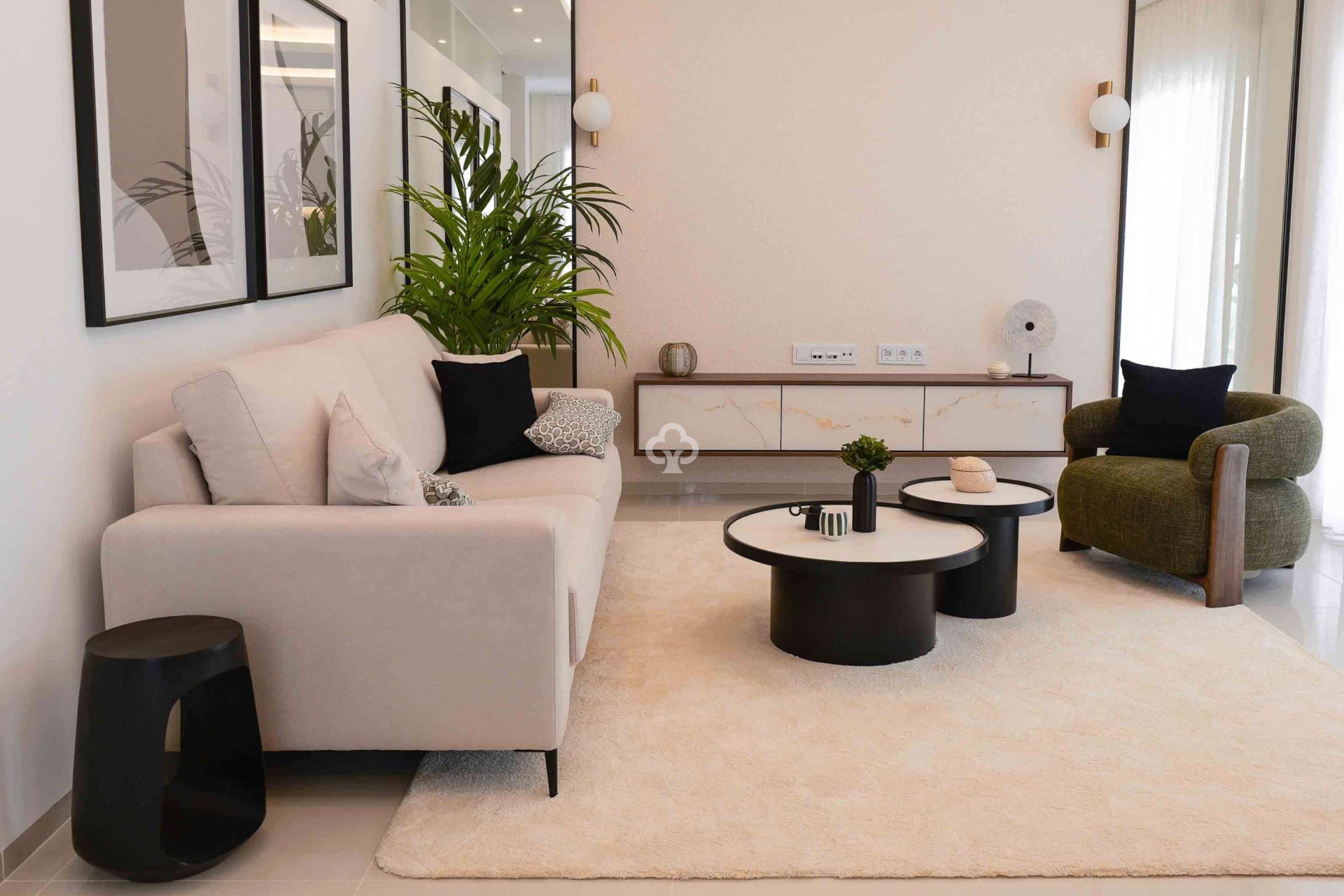 Neue Gebäude - Apartamentos -
Ciudad Quesada - El Salvador & Calle Número 8 s/n