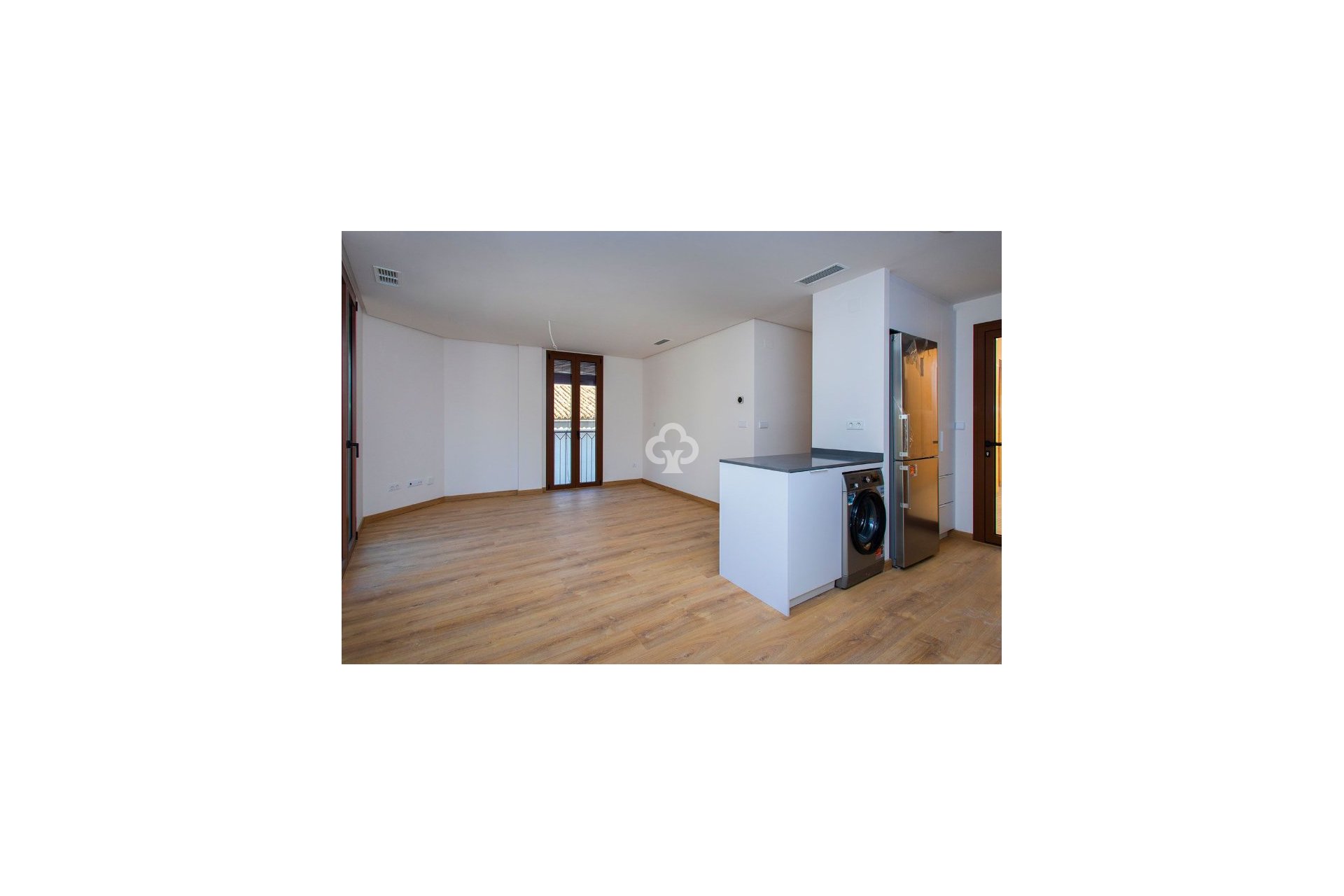 Neue Gebäude - Apartamentos -
Hondón de las Nieves - 03688