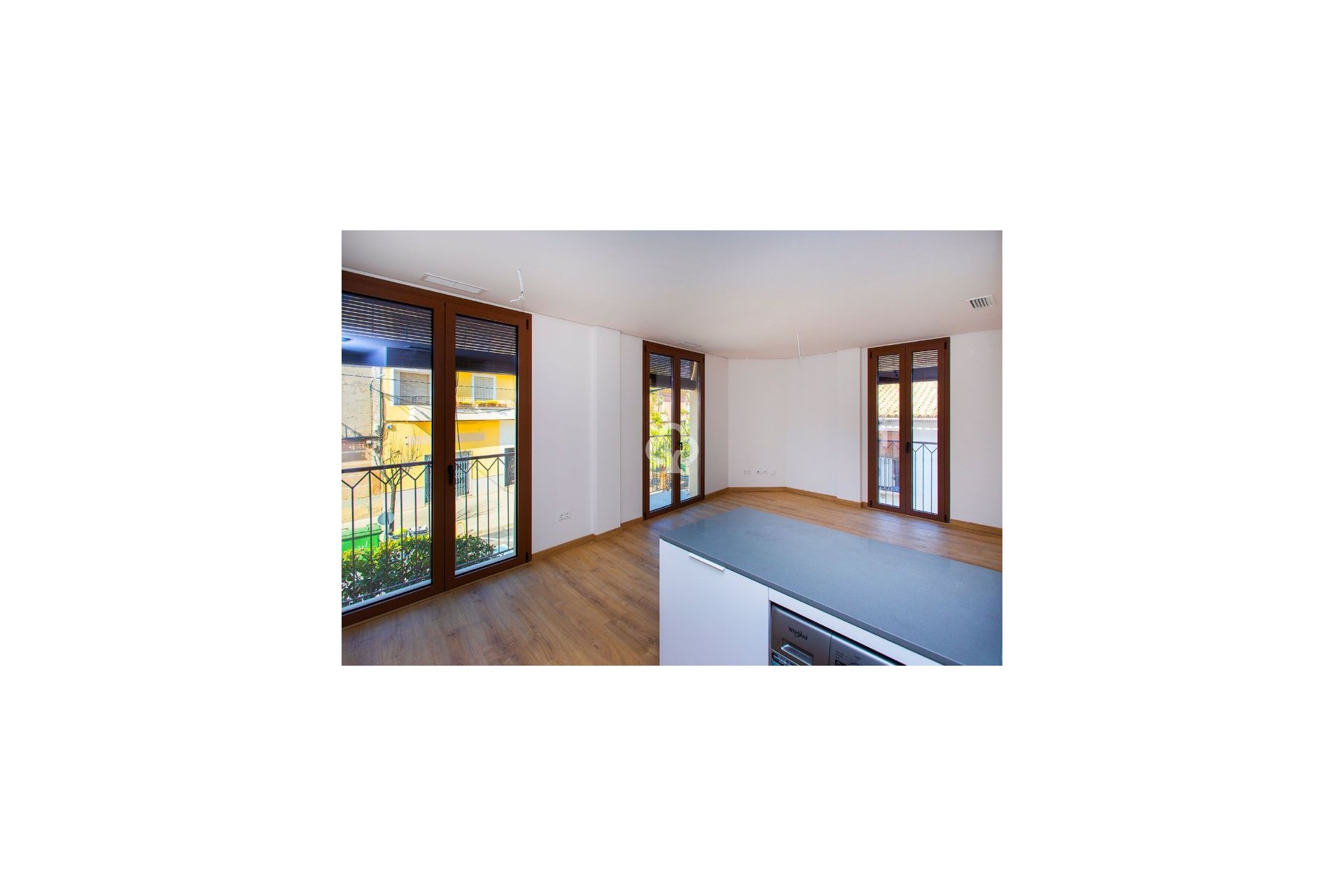 Neue Gebäude - Apartamentos -
Hondón de las Nieves - 03688
