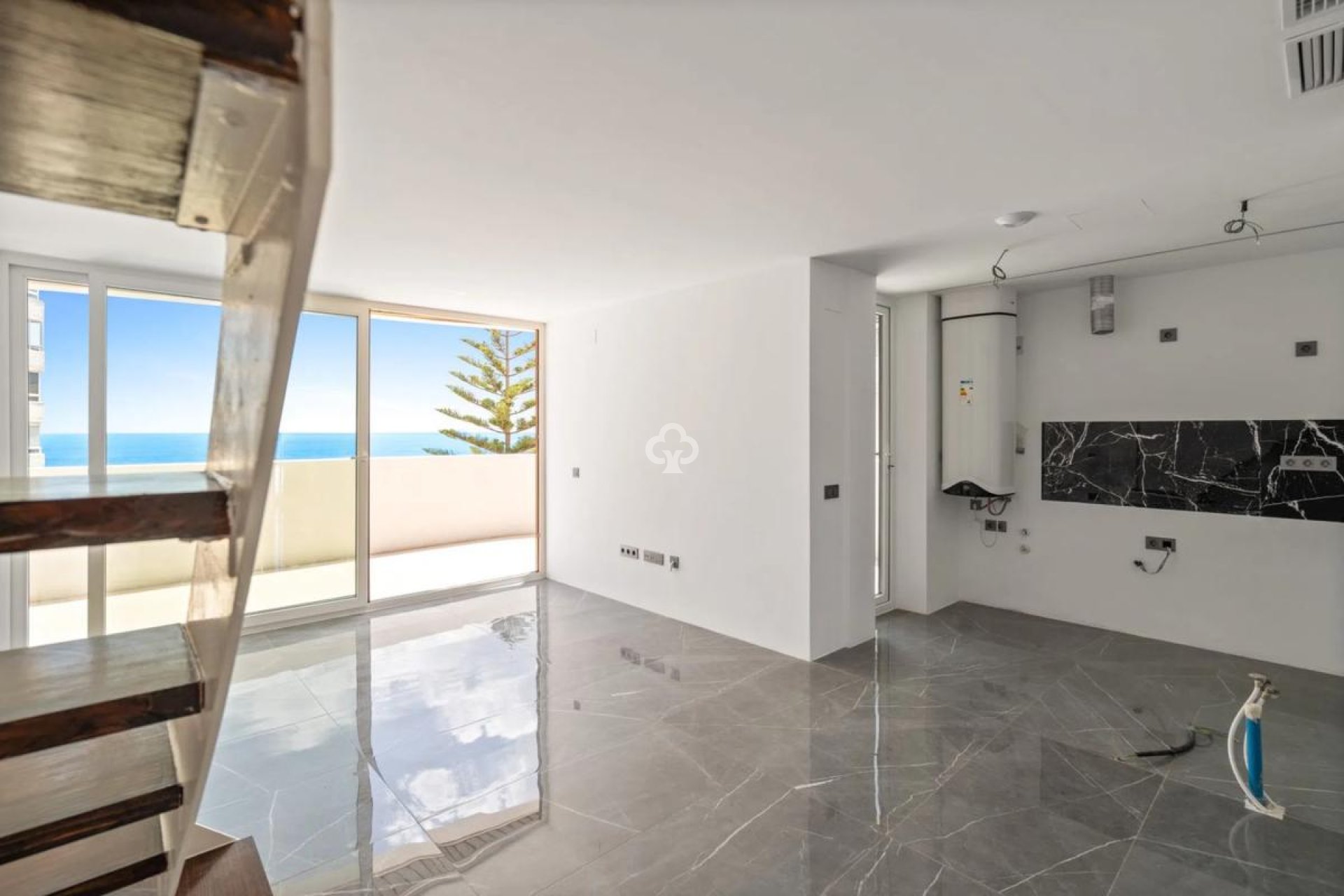 Neue Gebäude - Áticos -
Benalmádena - Avenida Los Abedules, 1