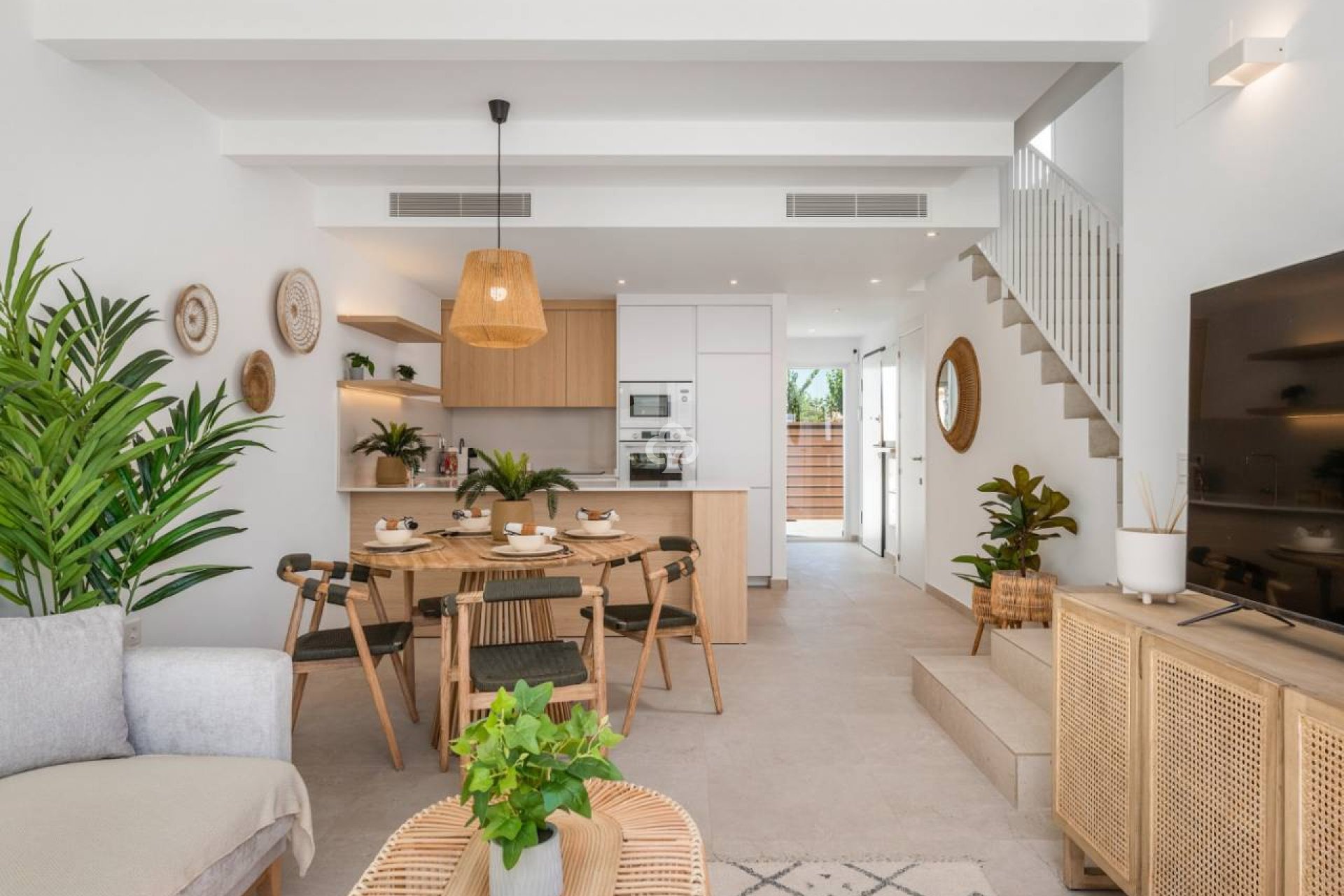 Neue Gebäude - Áticos -
Dolores