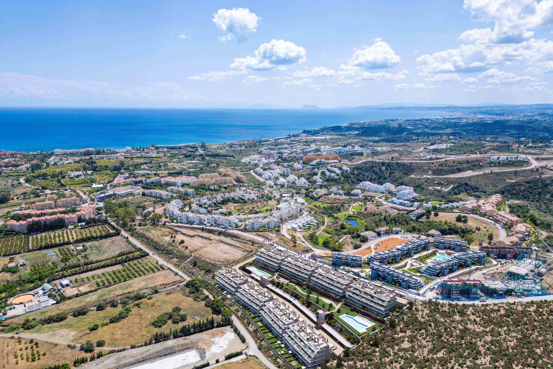 Neue Gebäude - Áticos -
Estepona - Camino del Reloj, 9