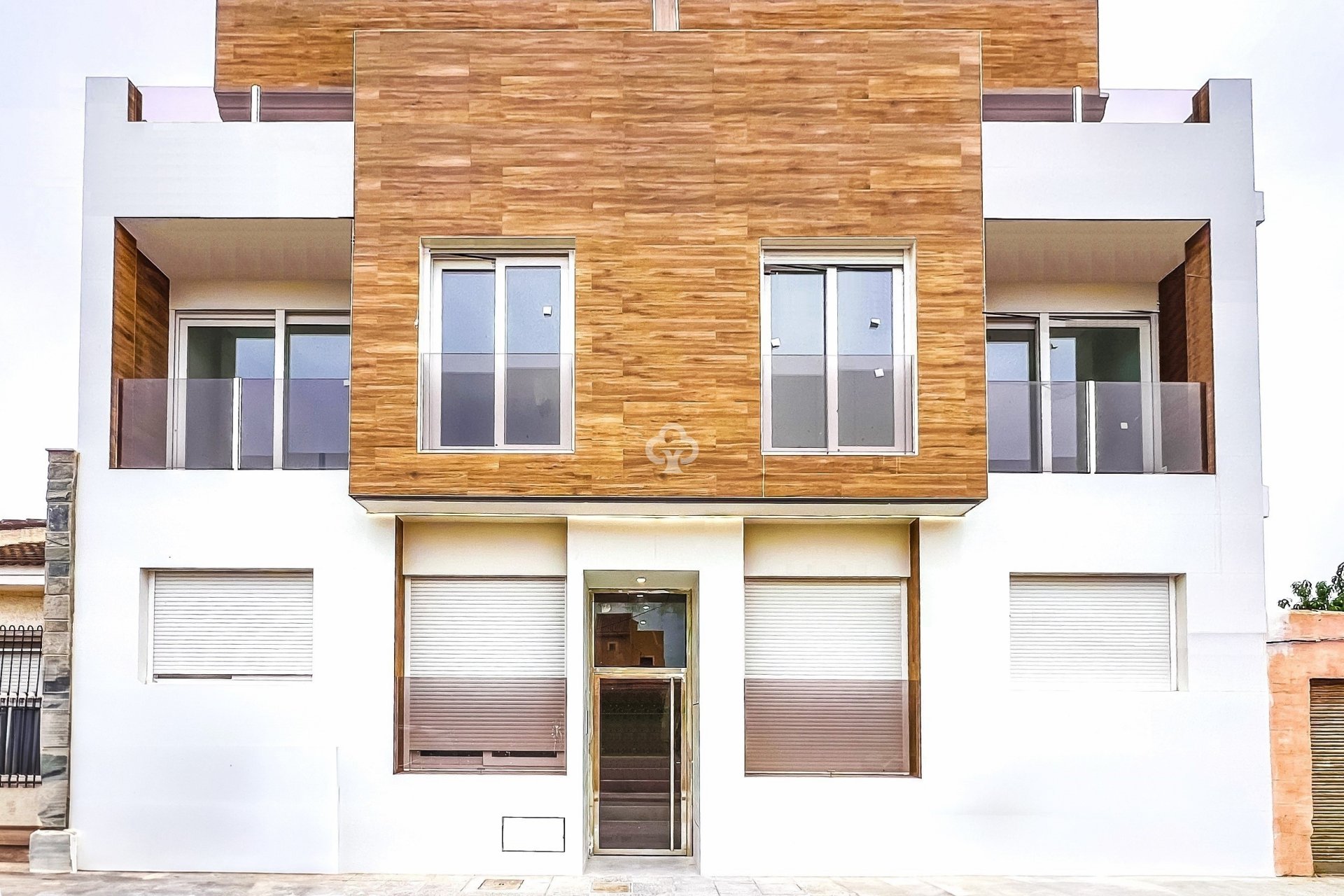 Neue Gebäude - Bajos -
Pilar de la Horadada - Calle Oviedo, 3