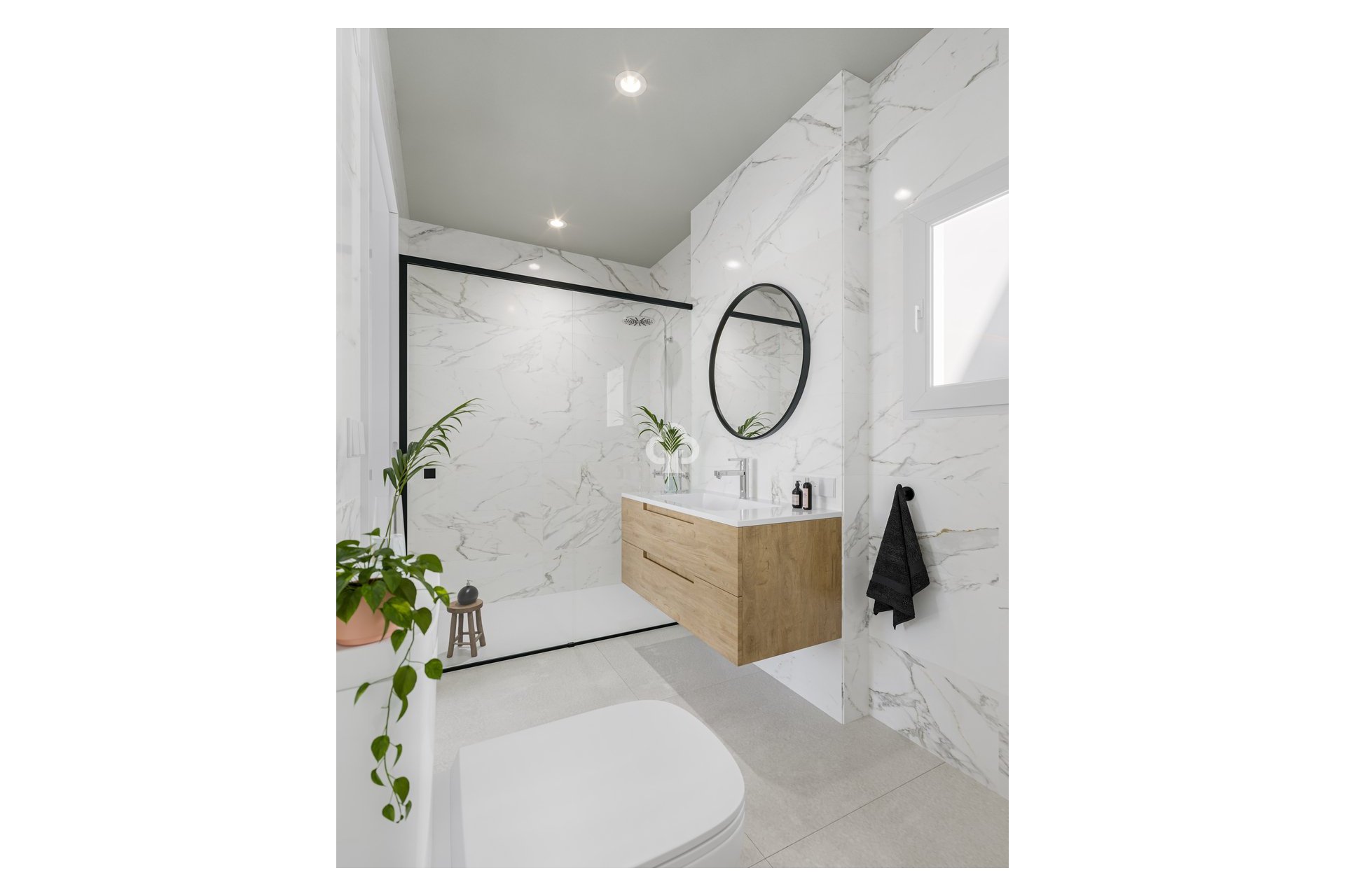 Neue Gebäude - Bajos -
San Pedro del Pinatar